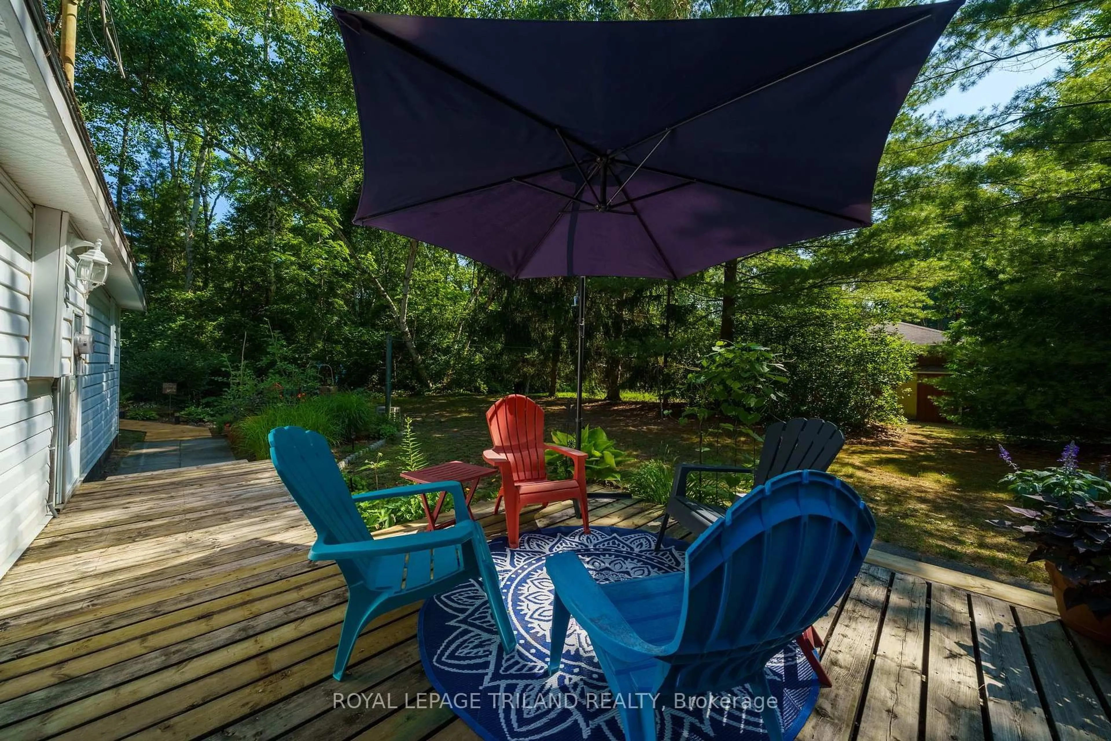 Patio, water/lake/river/ocean view for 6326 Huron Dr, Lambton Shores Ontario N0N 1J1