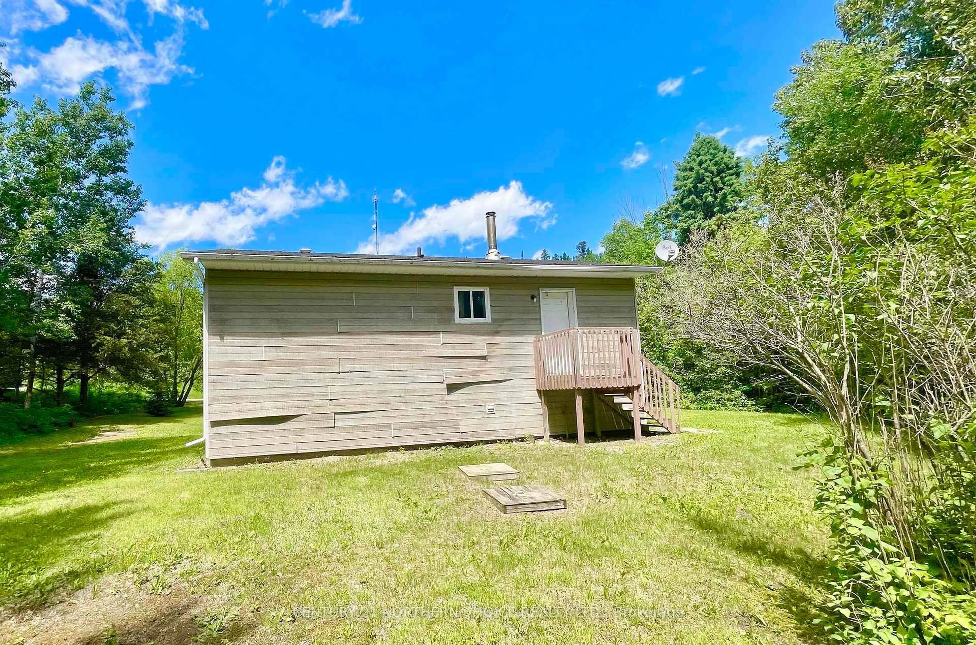 Shed for 20 Falls Rd, Kenora Remote Area Ontario P0V 2W0