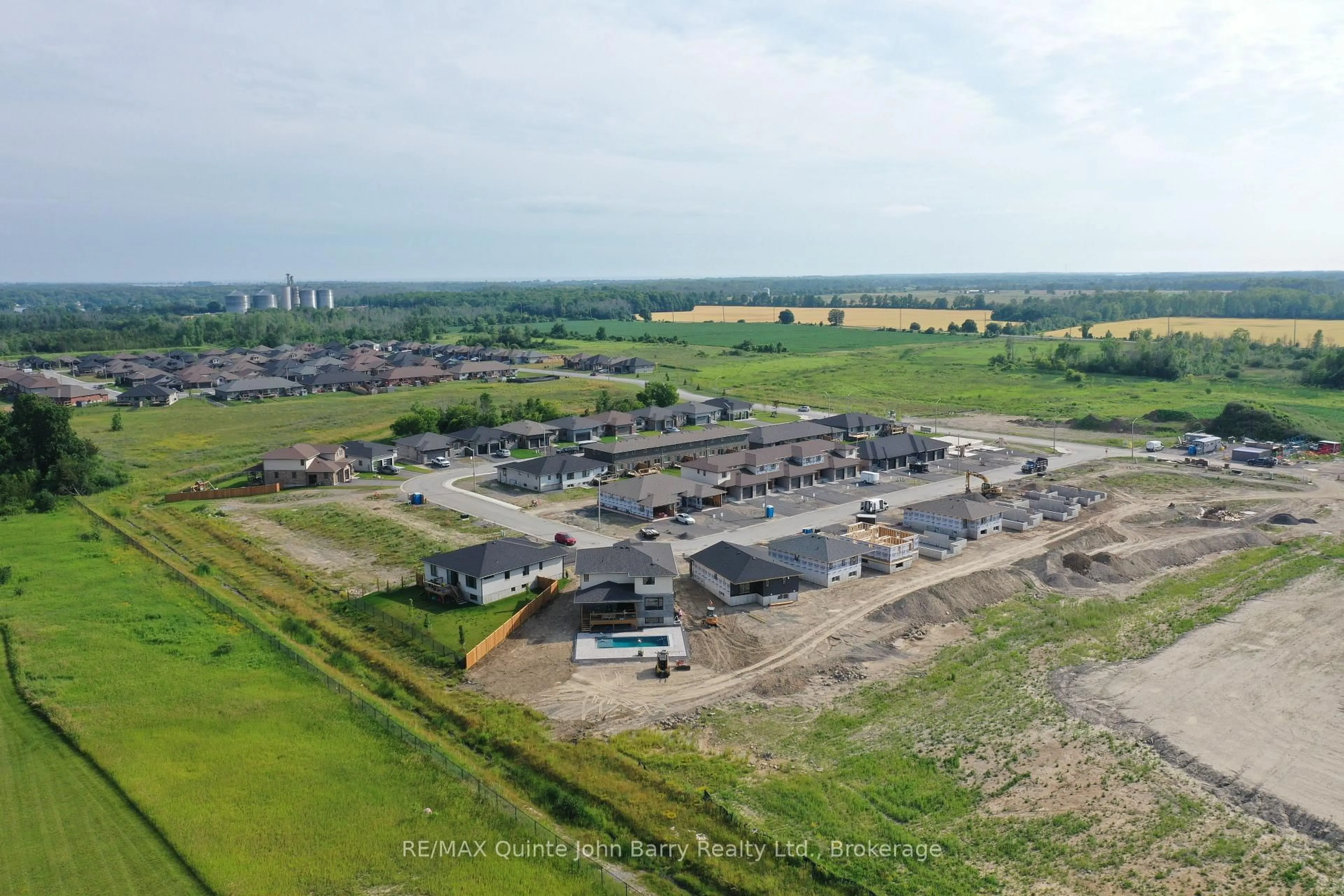 A pic from outside/outdoor area/front of a property/back of a property/a pic from drone, building for 30 Parkland Circ #Lot 15, Quinte West Ontario K8V 0R3