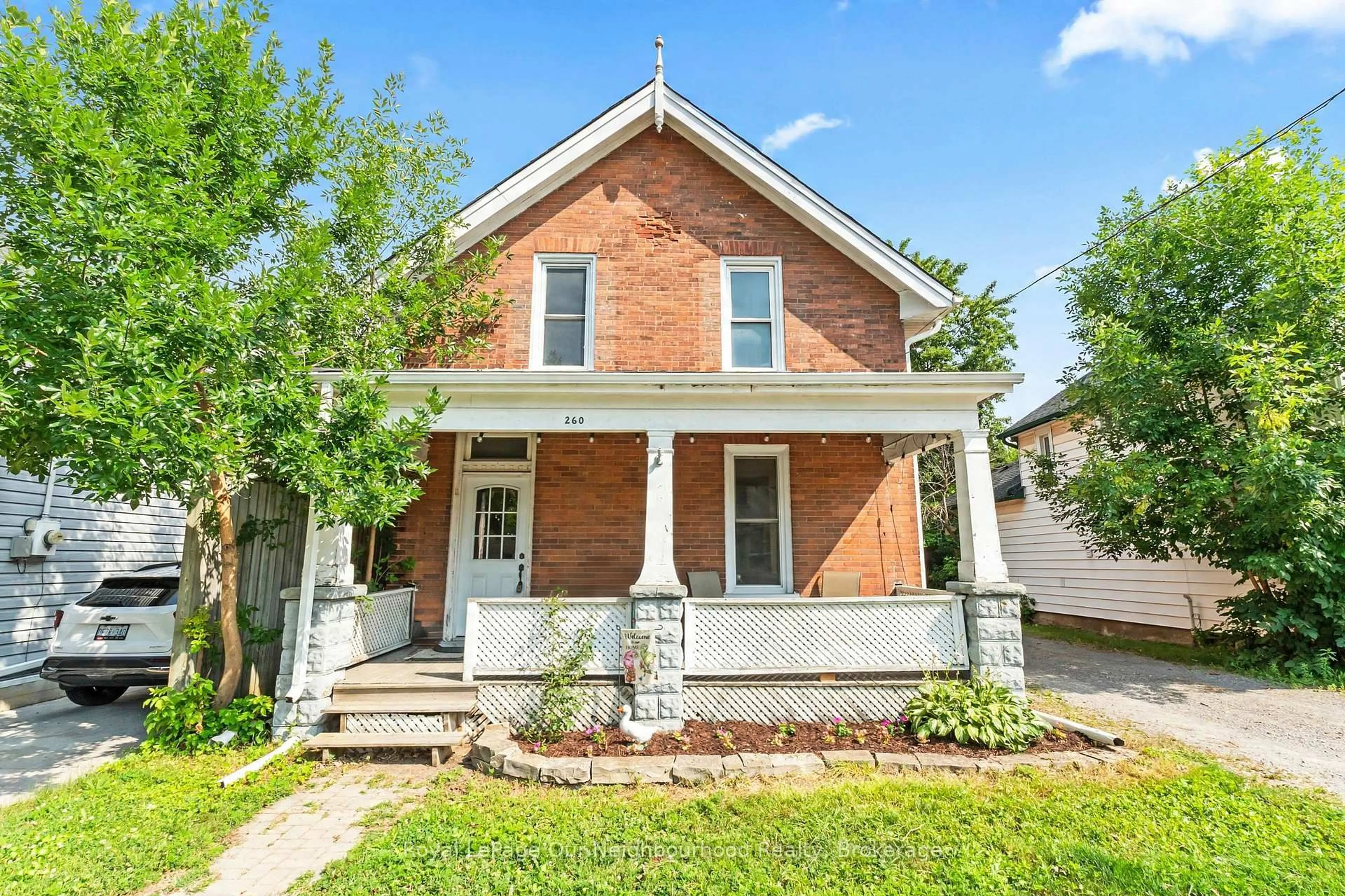 Home with brick exterior material, street for 260 Westcott St, Peterborough Ontario K9J 2H1
