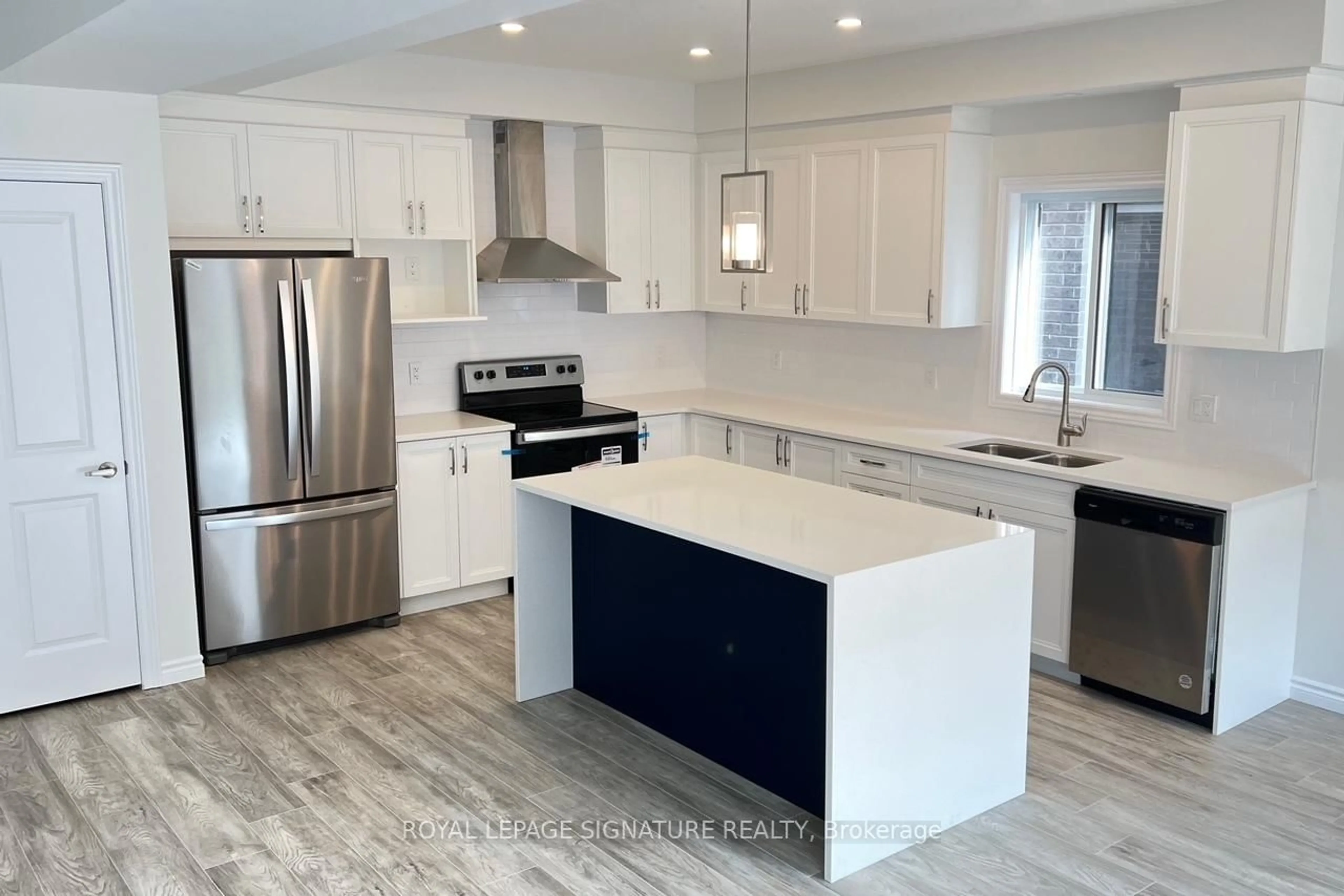 Open concept kitchen, unknown for 3128 Turner Cres, London South Ontario N6M 0A1