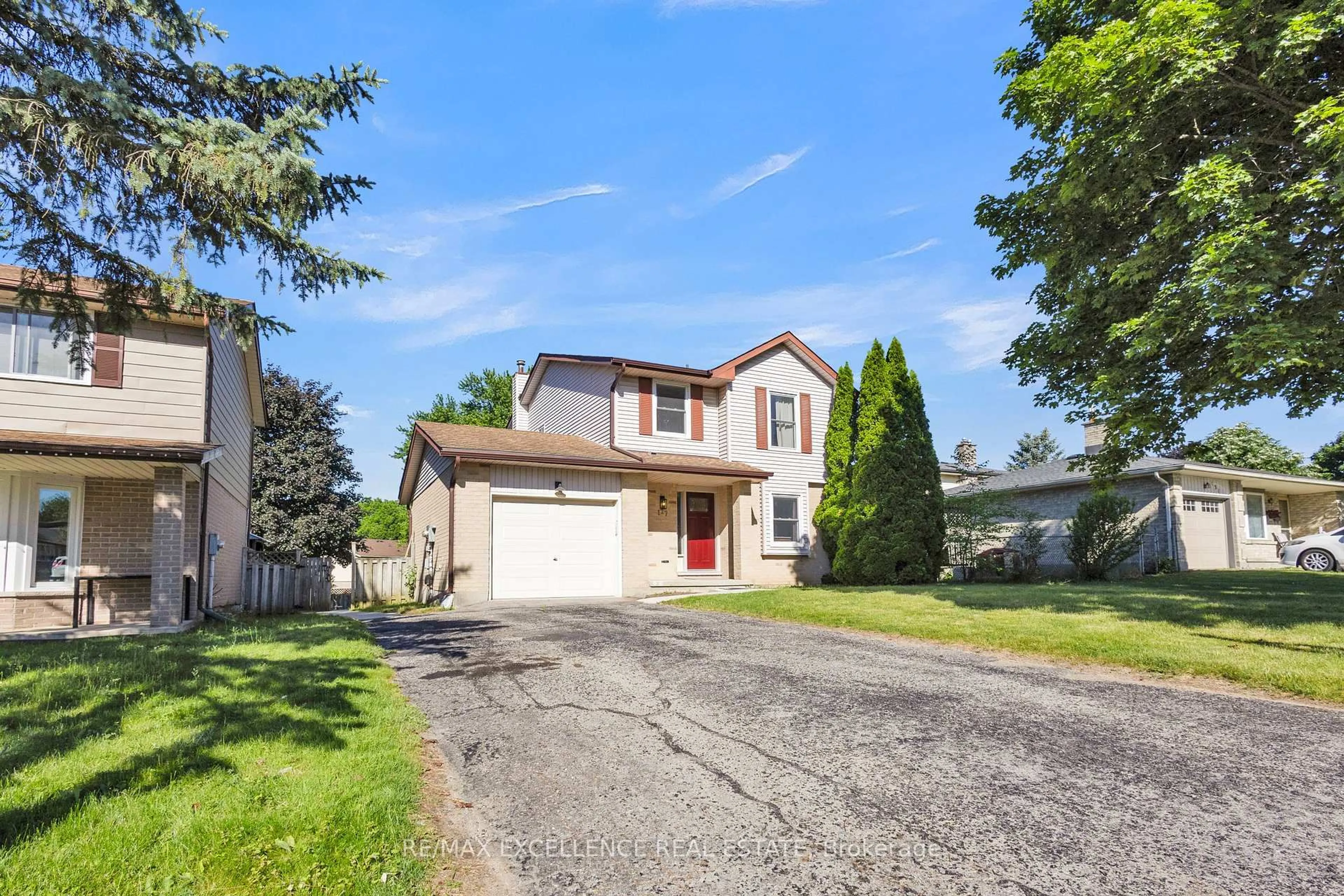 Home with vinyl exterior material, street for 127 Acorn Cres, London North Ontario N6G 3V4