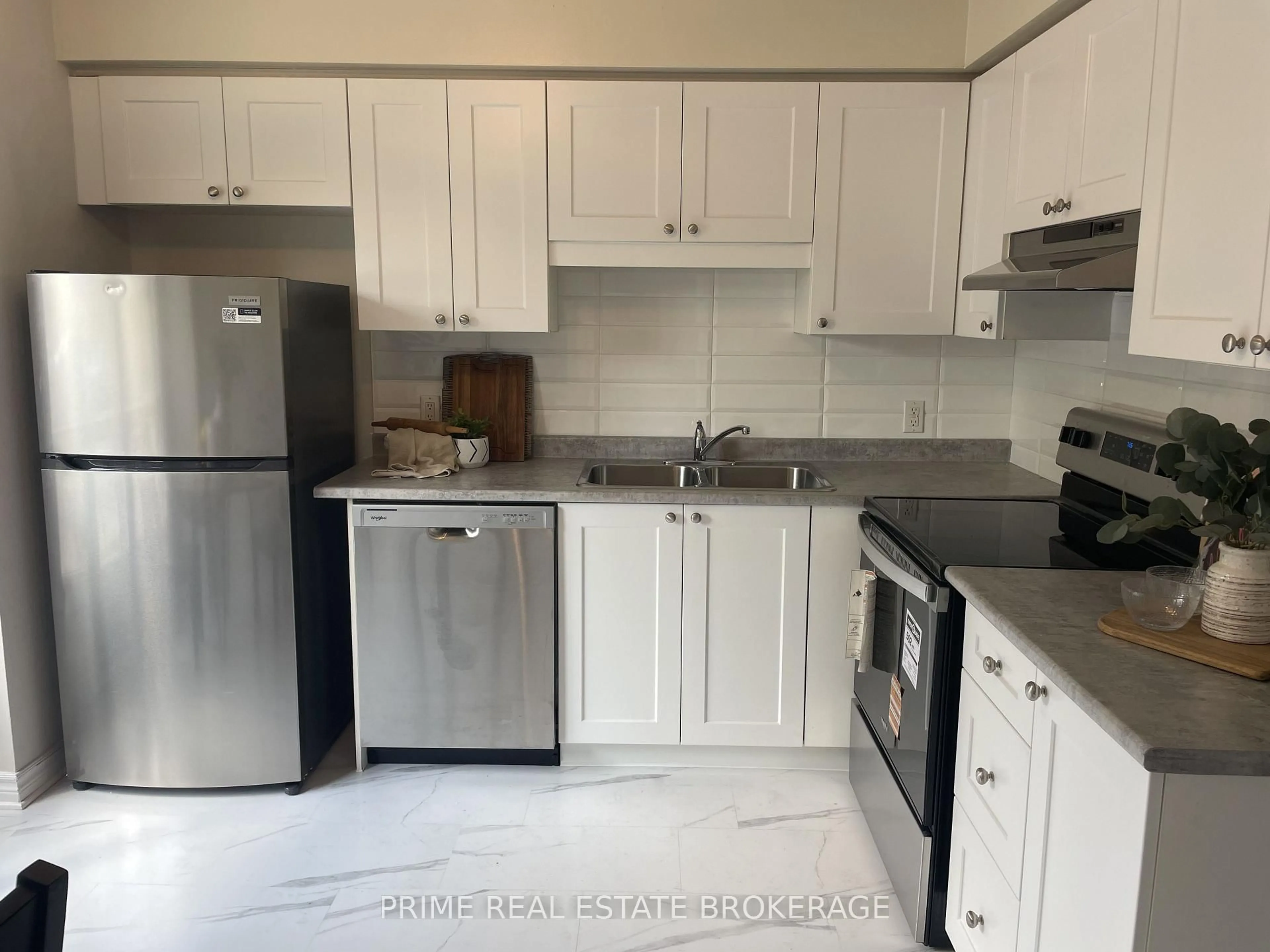 Standard kitchen, unknown for 355 Sandringham Cres #44, London South Ontario N6C 5K3