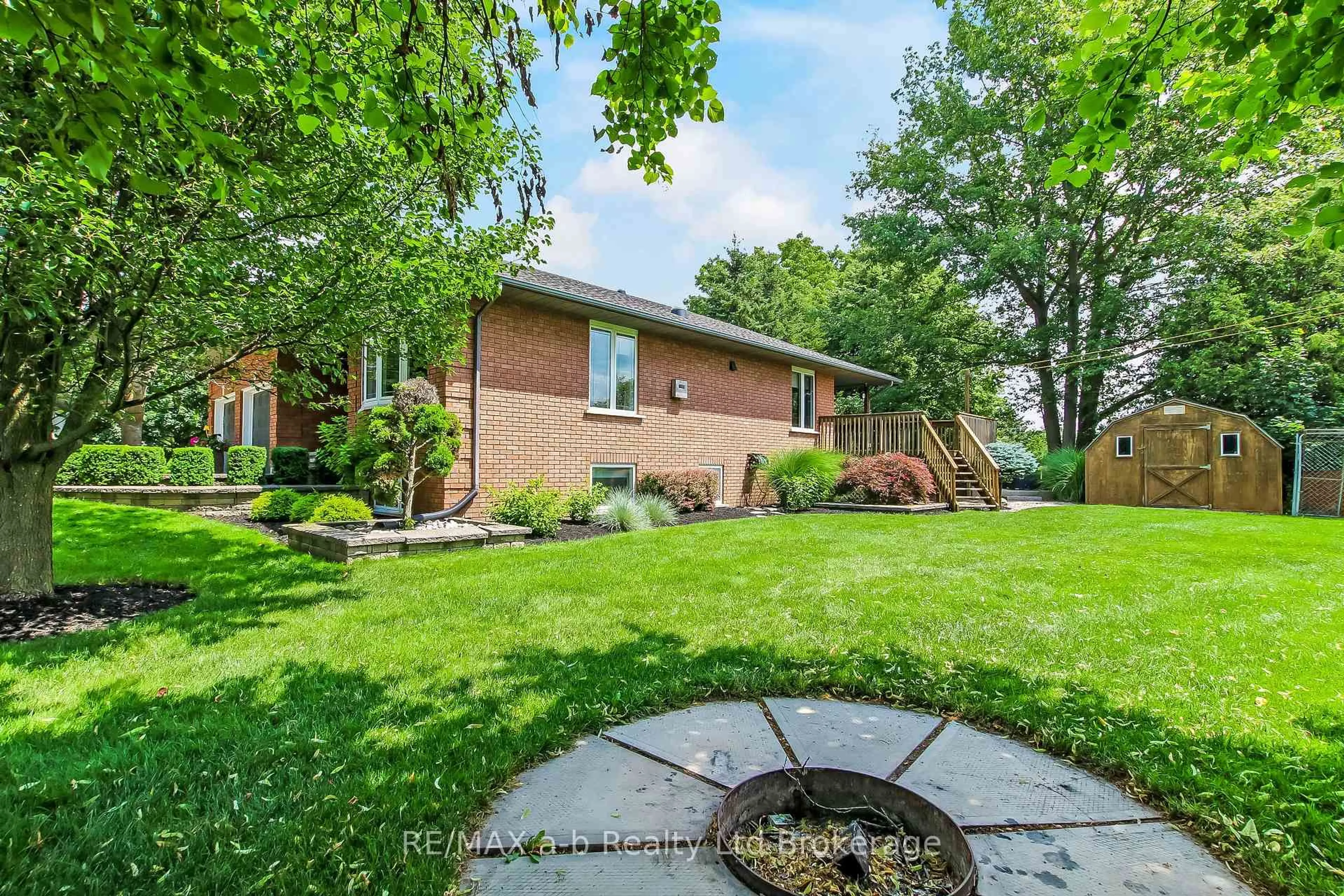 Unknown for 325840 Norwich Rd, Norwich Ontario N0J 1P0