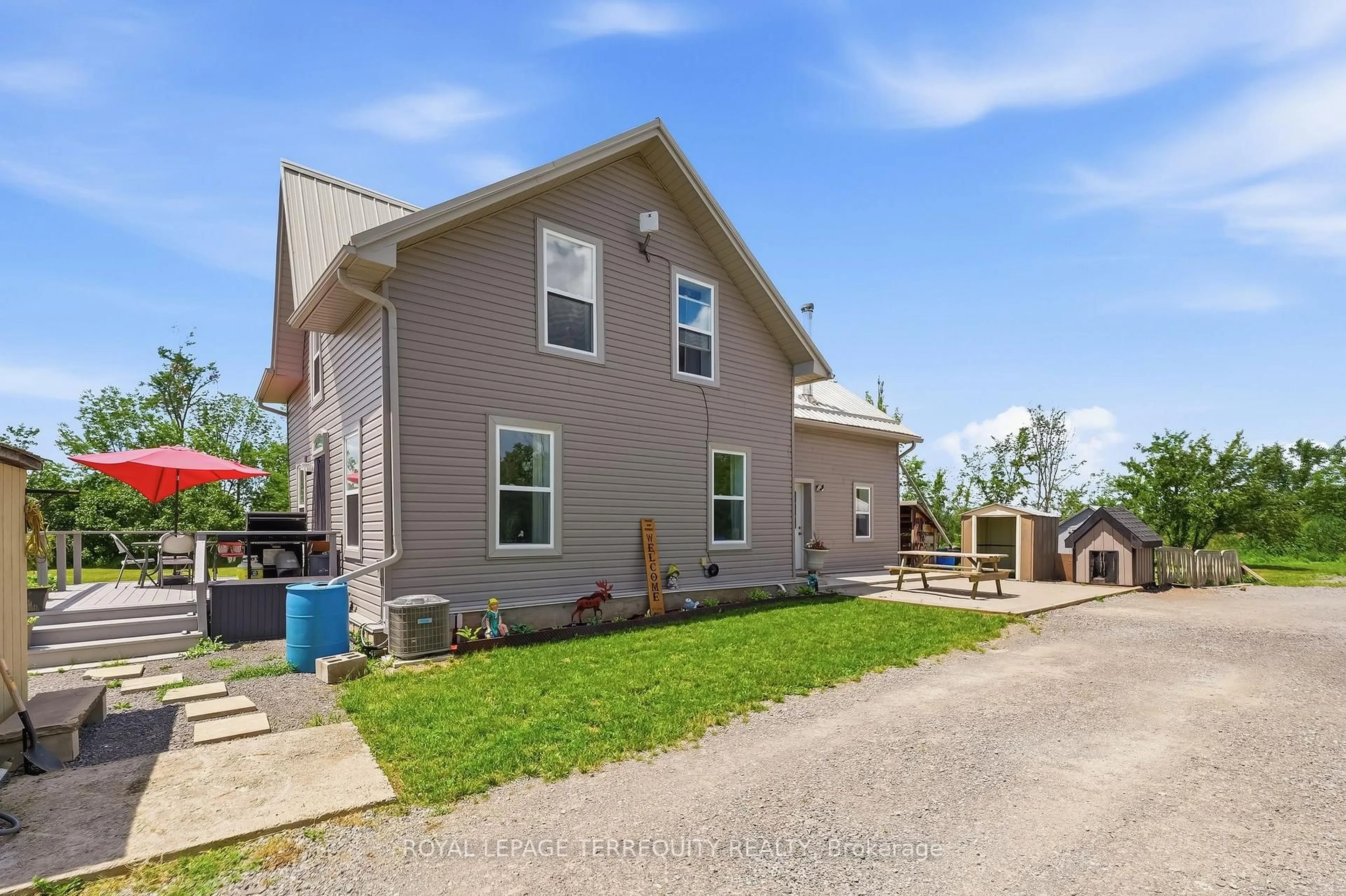 Home with vinyl exterior material, street for 298 Crofts Rd, Limoges Ontario K0K 2M0