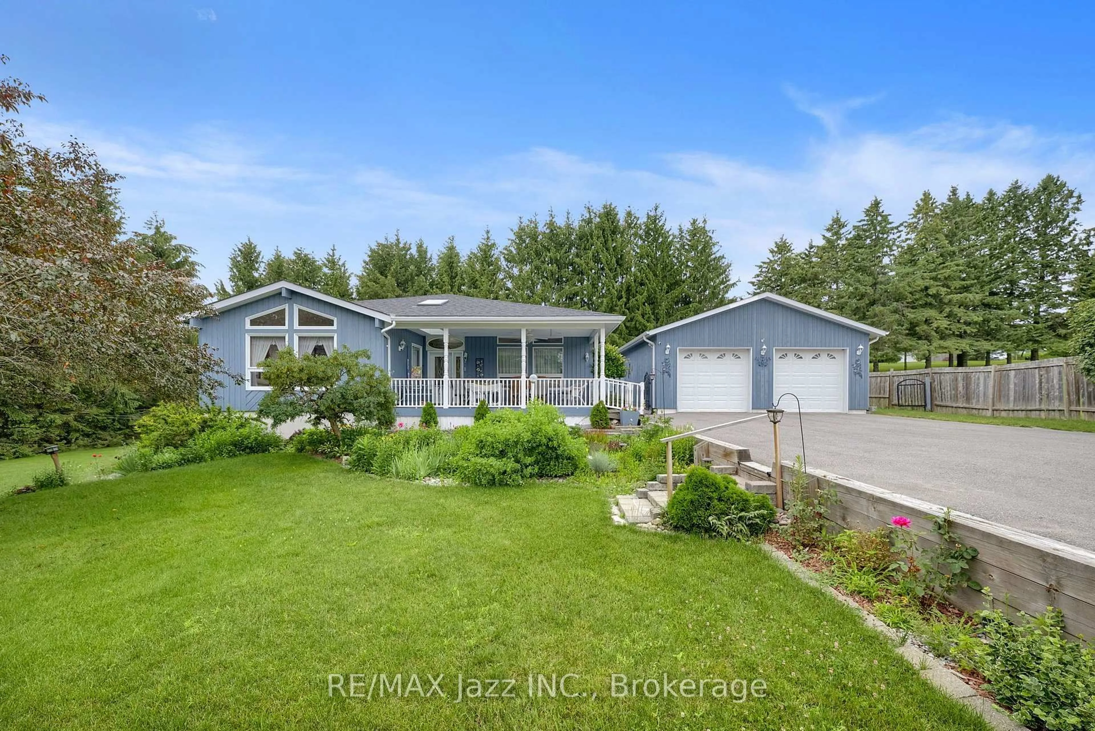 A pic from outside/outdoor area/front of a property/back of a property/a pic from drone, unknown for 9632 County 10 Rd, Port Hope Ontario L0A 1B0
