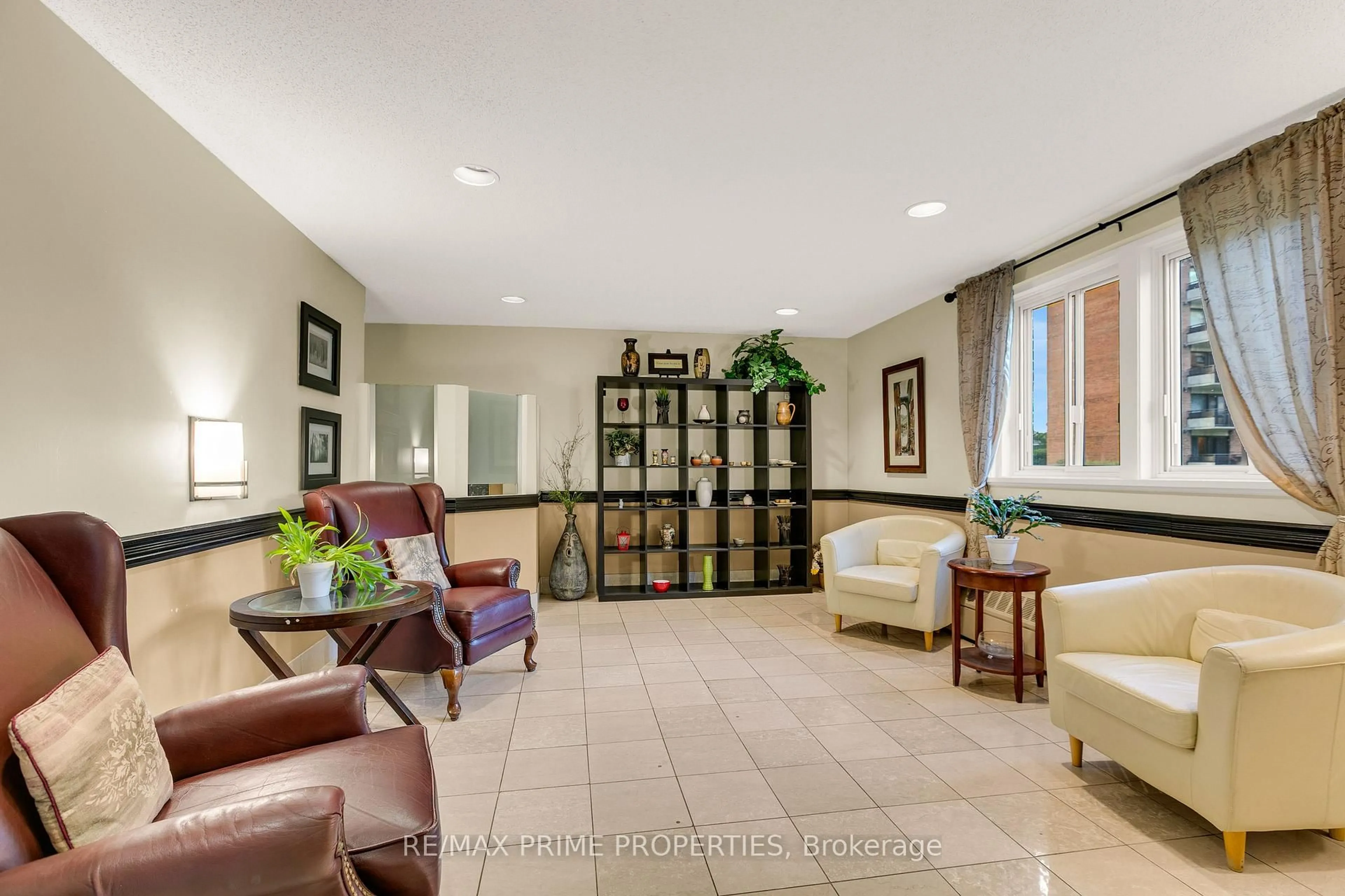 Unknown for 1505 Baseline Rd #313, Ottawa Ontario K2C 3L4