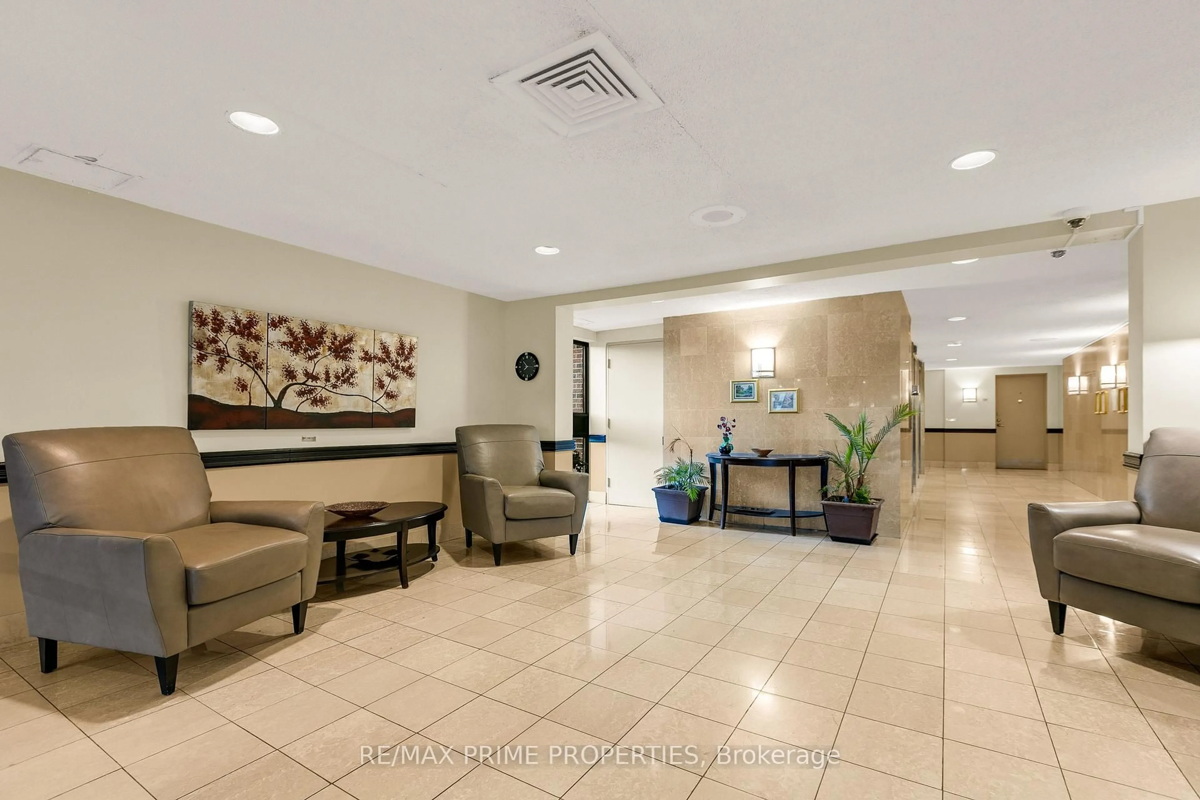 Lobby for 1505 Baseline Rd #313, Ottawa Ontario K2C 3L4