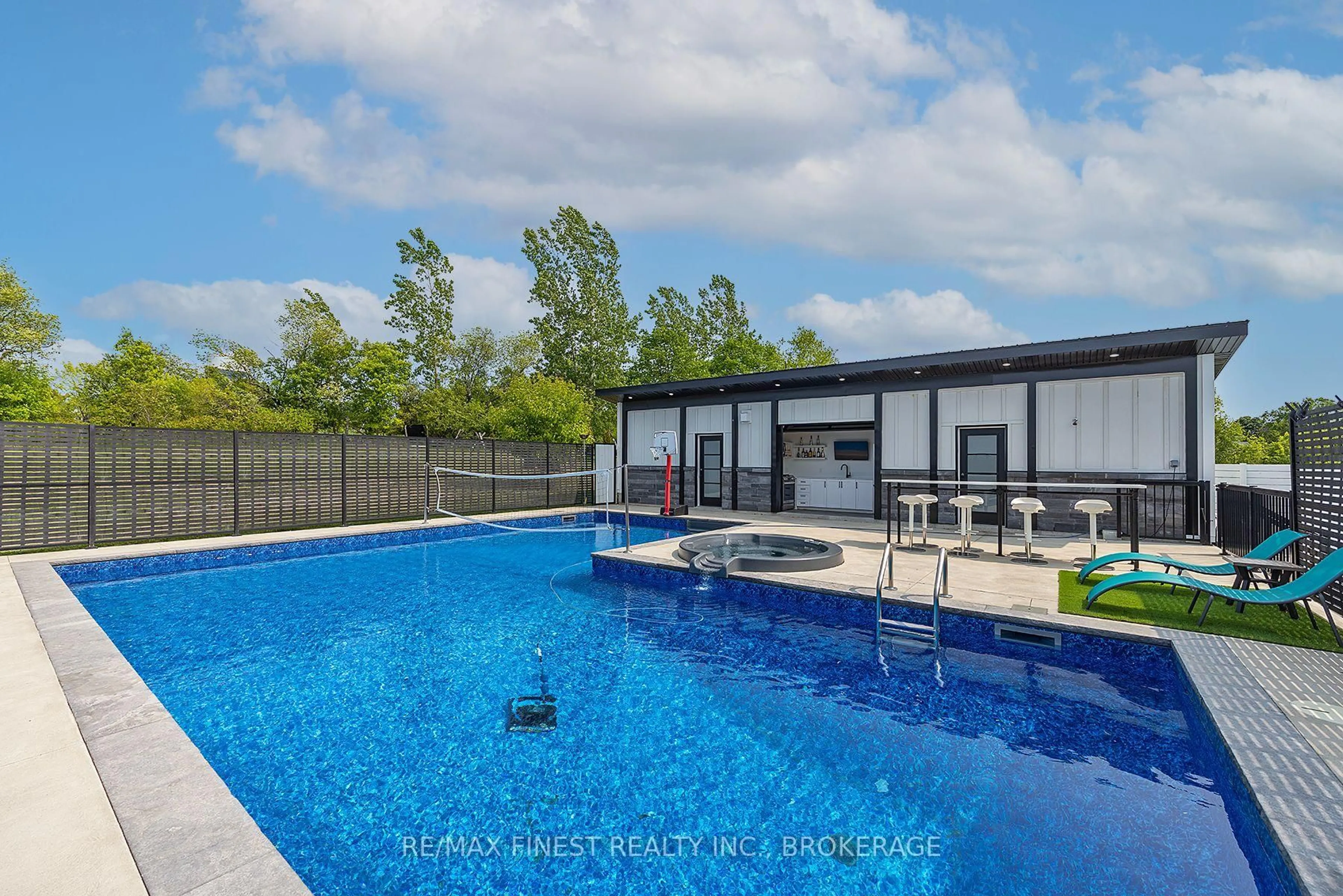 Pool for 181 Morgan Dr, Sydenham Ontario K0H 2T0