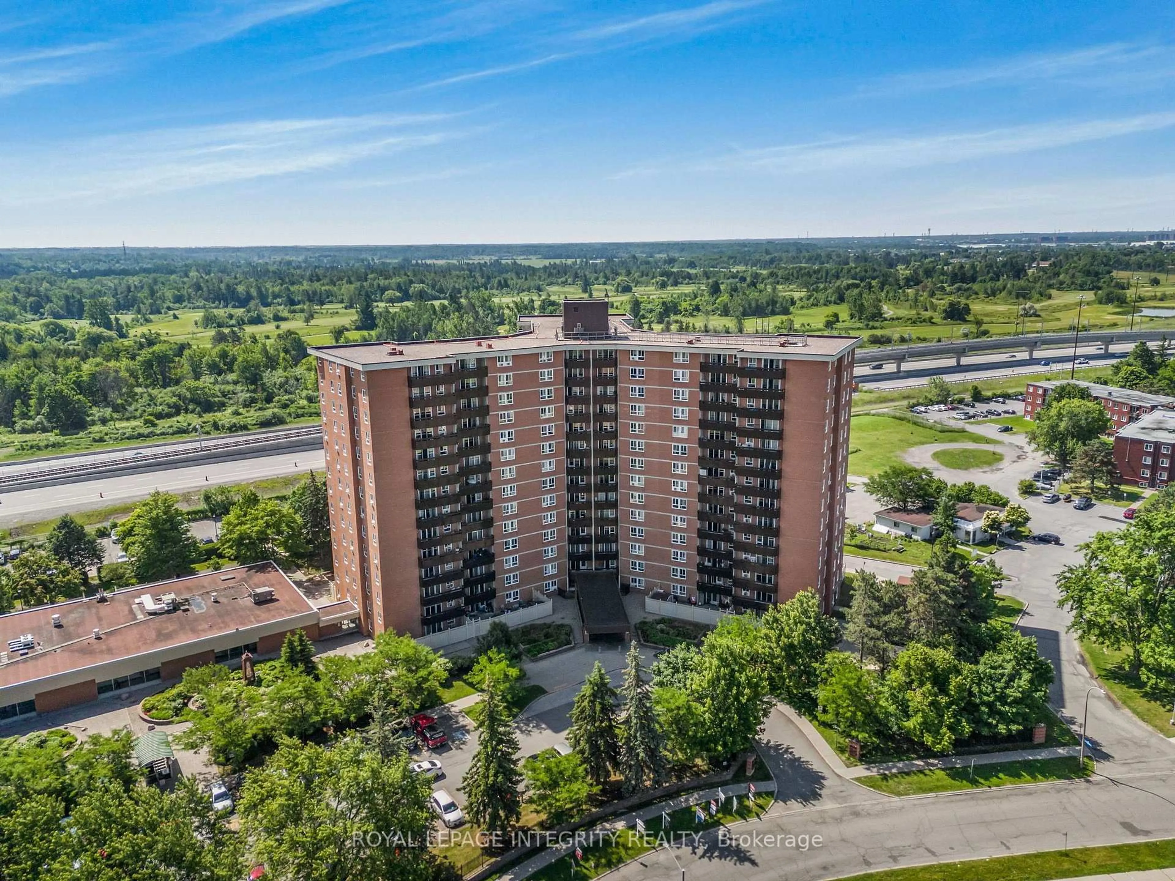 A pic from outside/outdoor area/front of a property/back of a property/a pic from drone, unknown for 2000 Jasmine Cres #1110, Ottawa Ontario K1J 8K4