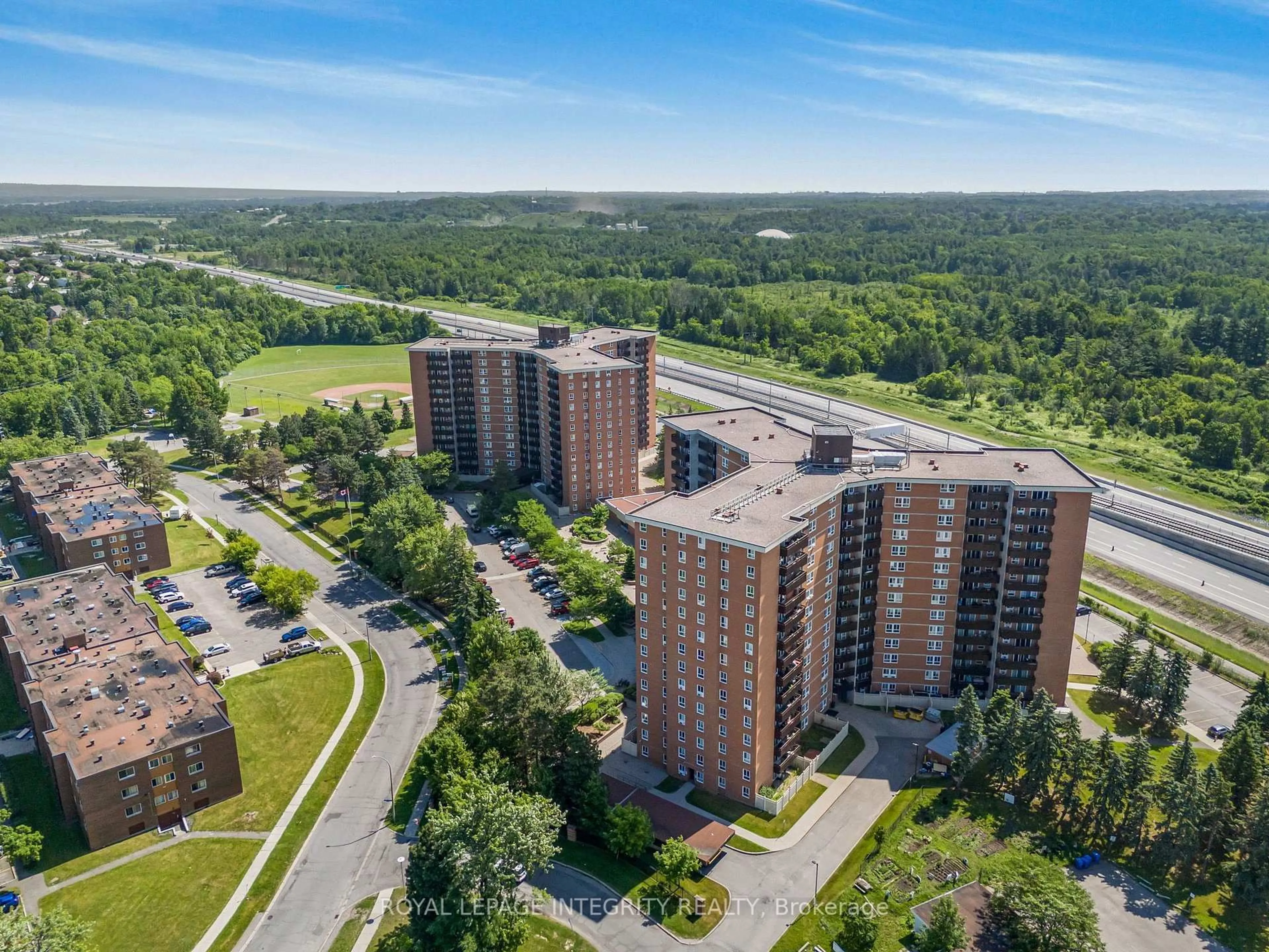 A pic from outside/outdoor area/front of a property/back of a property/a pic from drone, city buildings view from balcony for 2000 Jasmine Cres #1110, Ottawa Ontario K1J 8K4