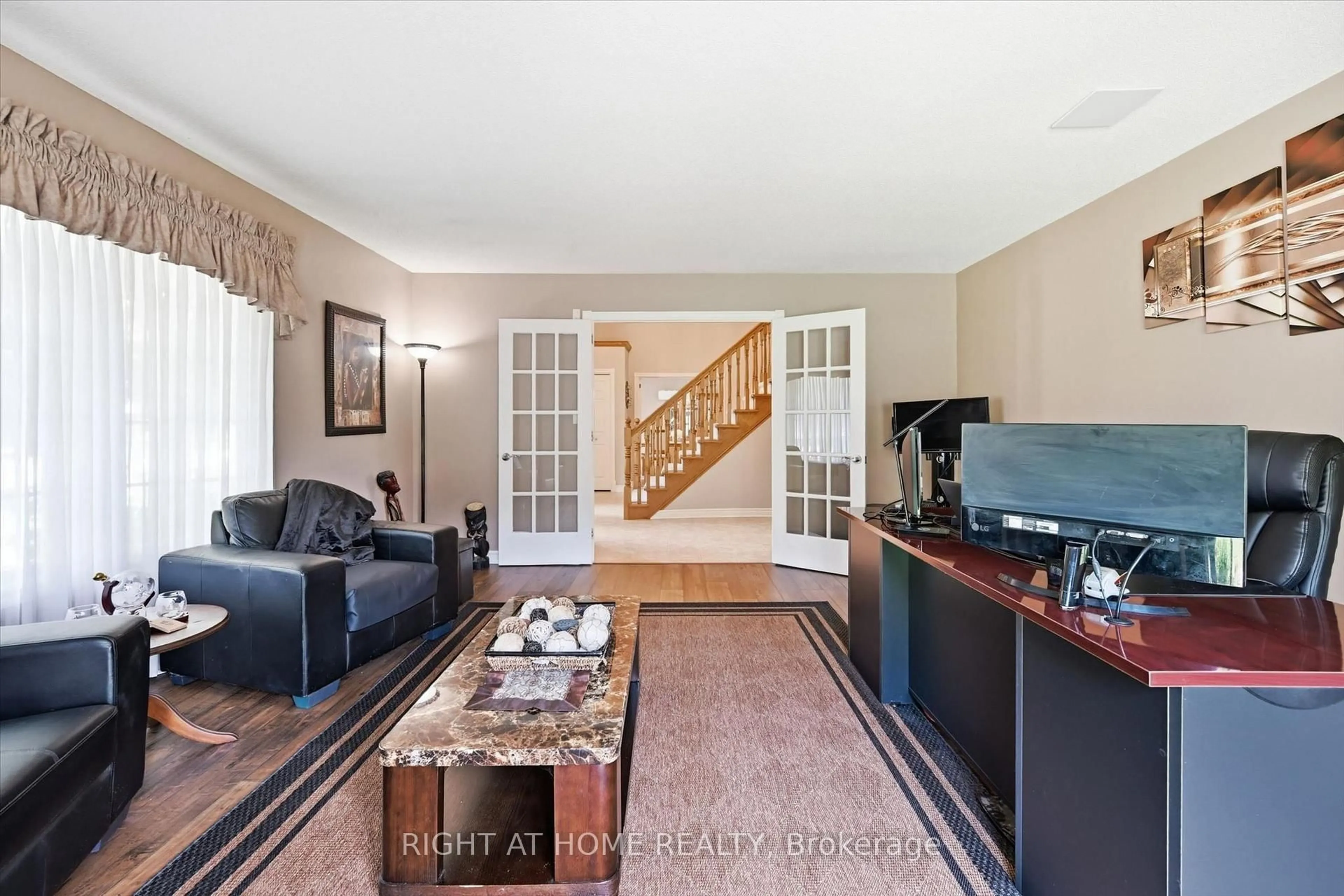 Living room with furniture, unknown for 1 Idared Rd, Hamilton Ontario L0R 1H3