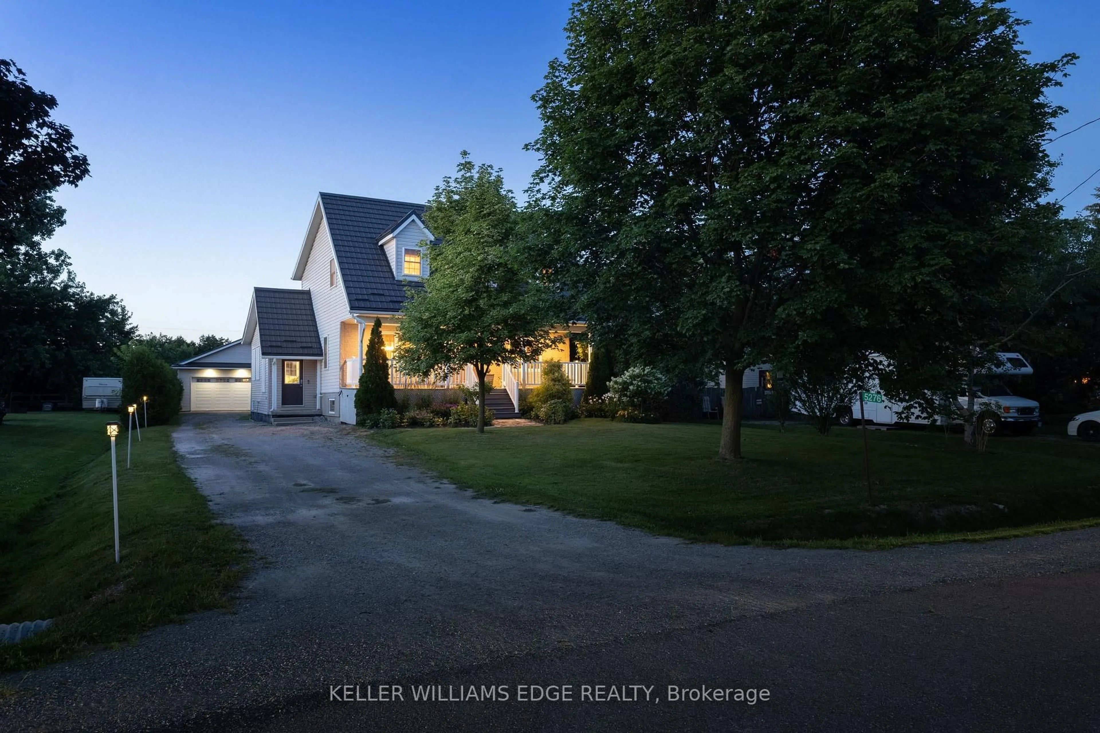 A pic from outside/outdoor area/front of a property/back of a property/a pic from drone, water/lake/river/ocean view for 5276 Dickenson Rd, Hamilton Ontario L0R 1P0