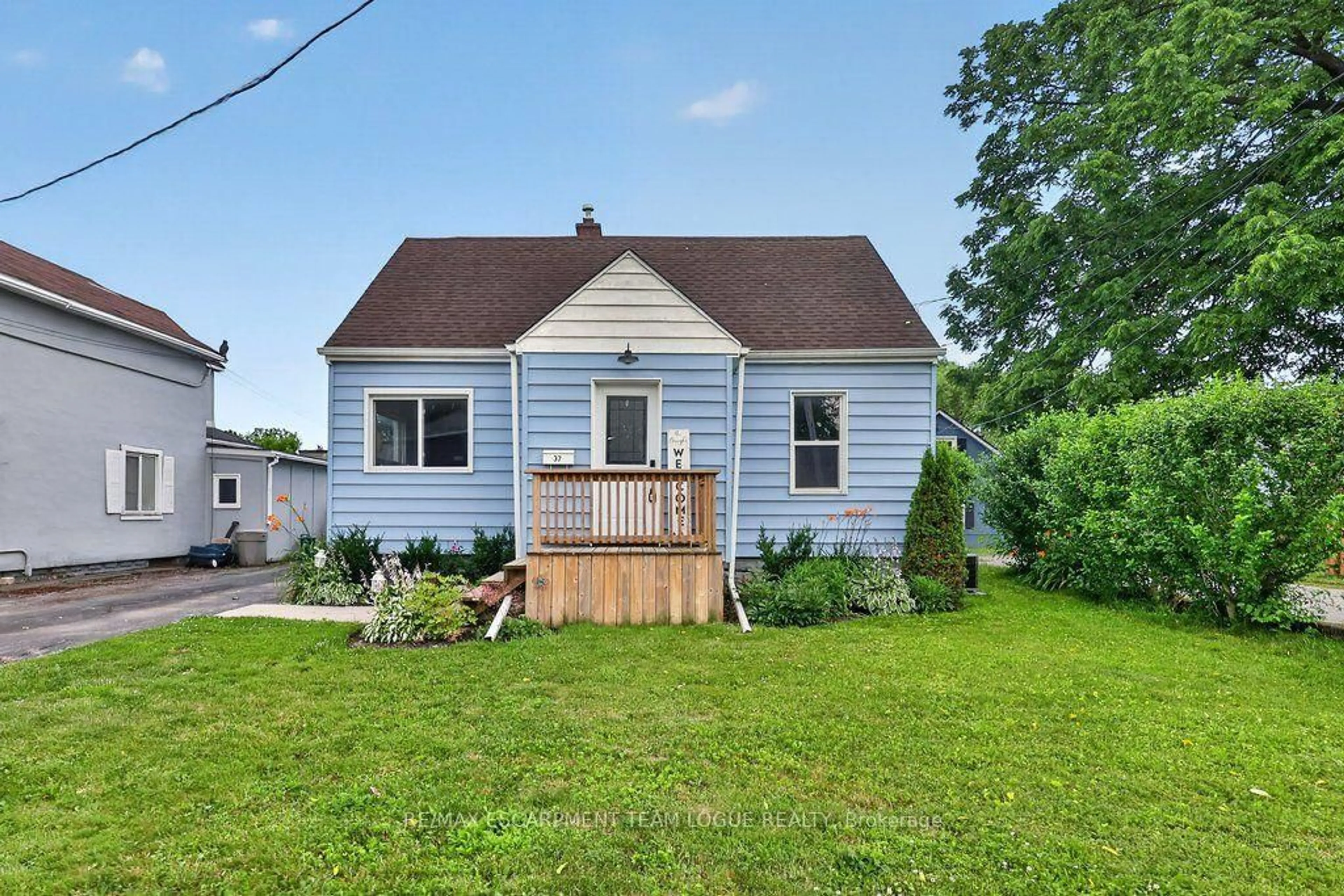 Unknown for 37 THOROLD Rd, Welland Ontario L3C 3T5