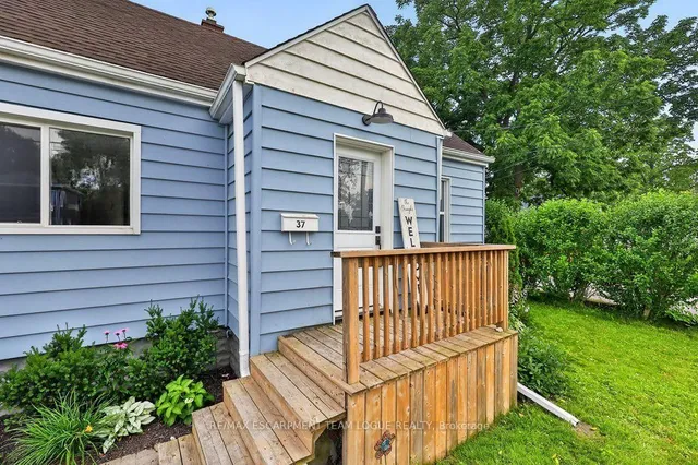 37 THOROLD Rd, Welland 5