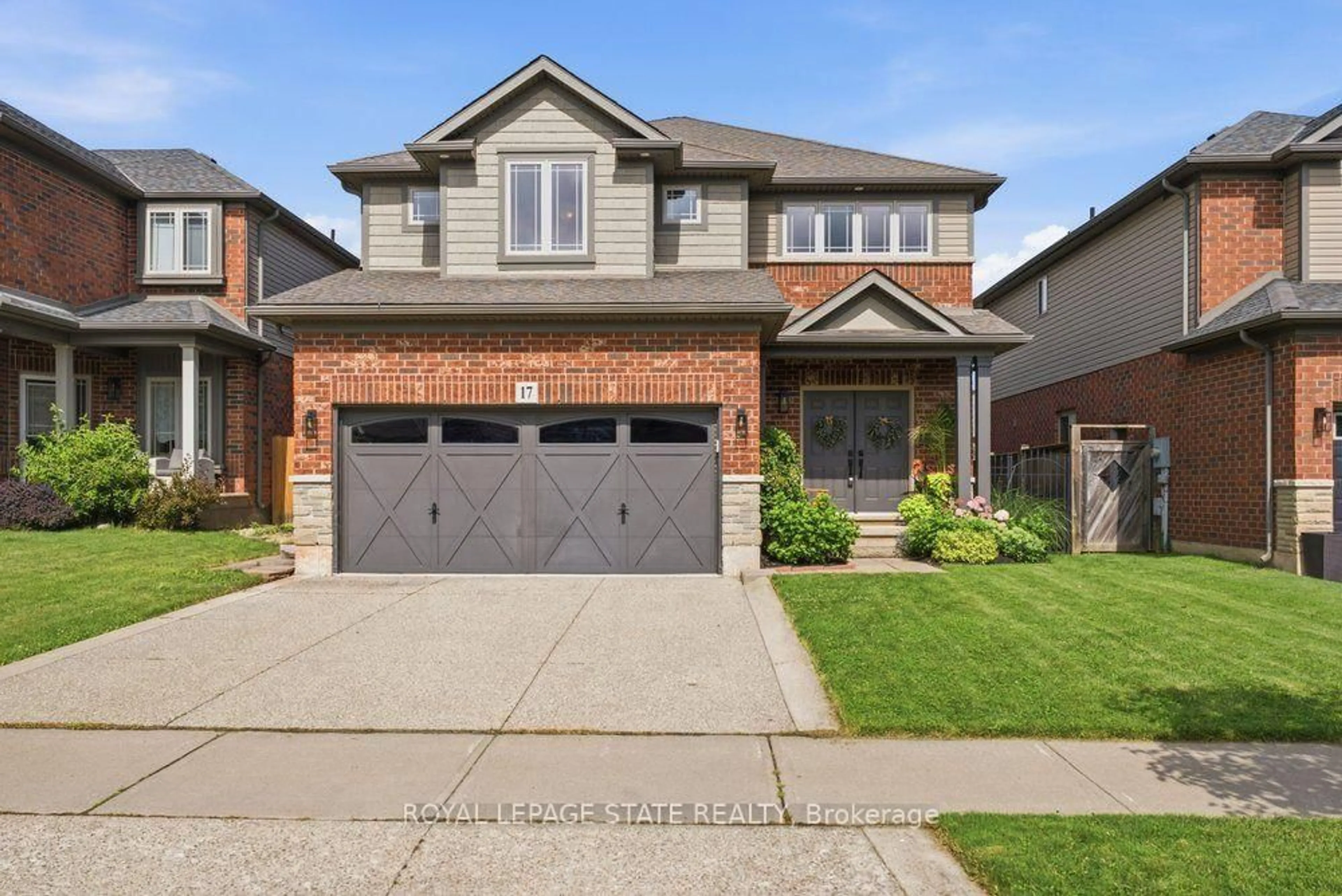 Home with brick exterior material, street for 17 Udell Way, Grimsby Ontario L3M 0A5
