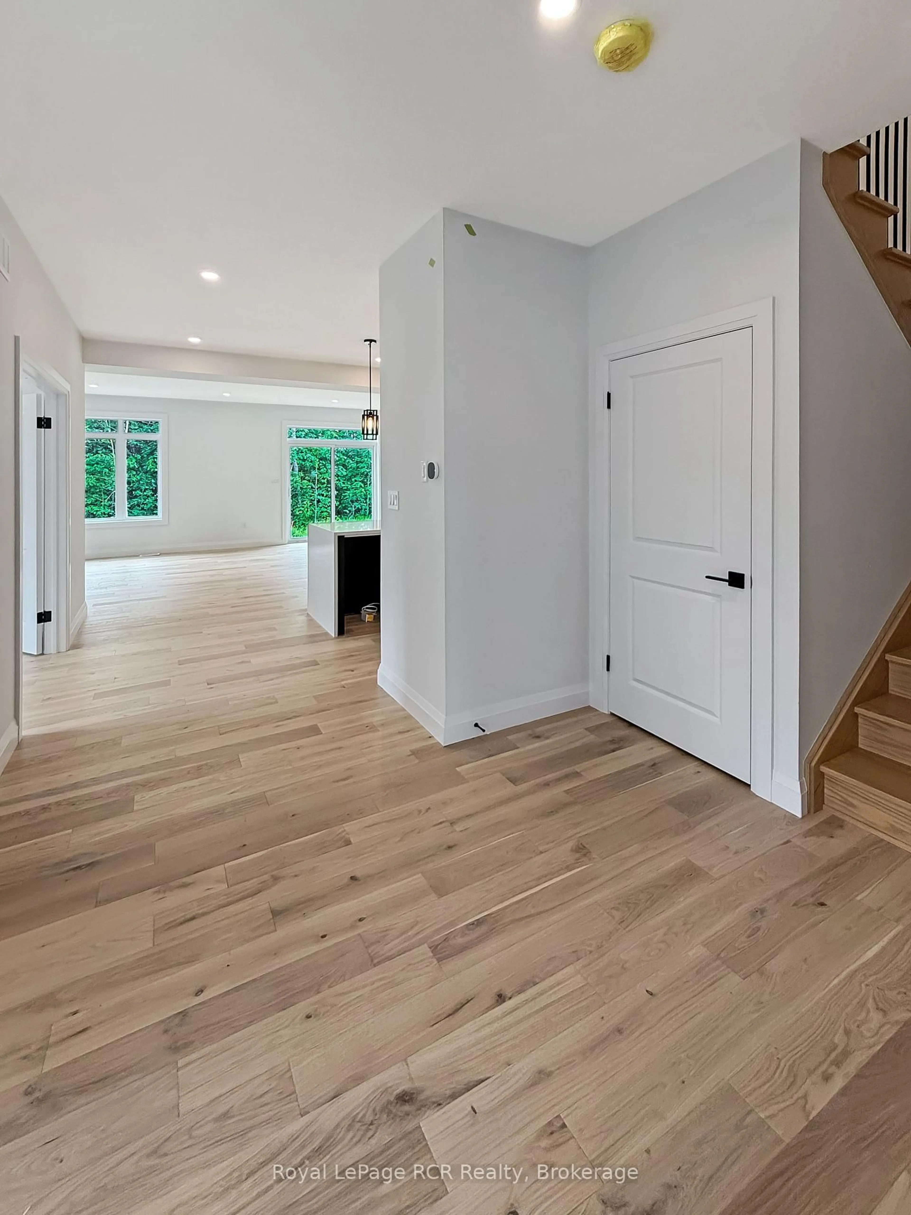Indoor entryway for 71 Colwill Crt, Wellington North Ontario N0G 1A0