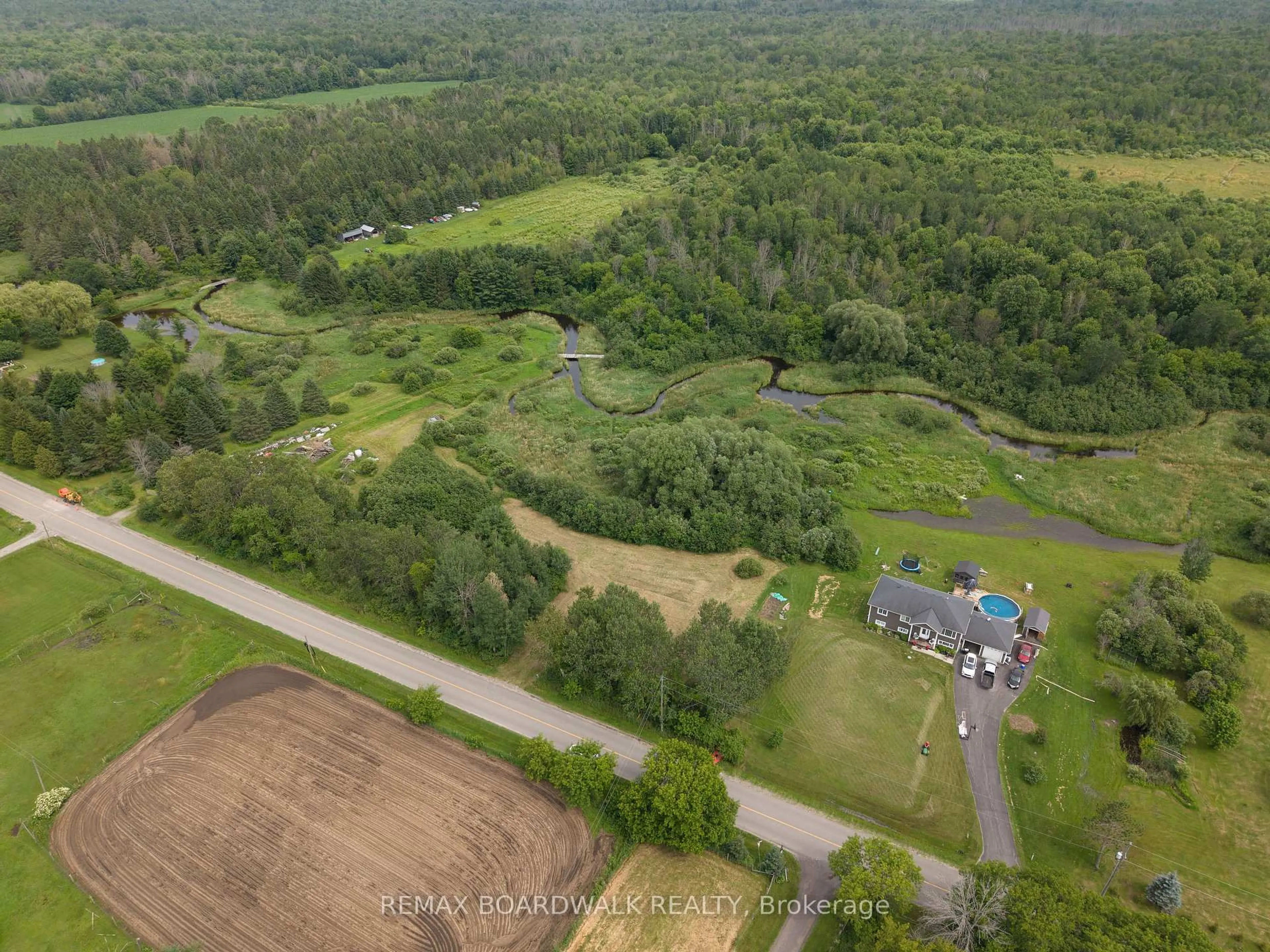 A pic from outside/outdoor area/front of a property/back of a property/a pic from drone, forest/trees view for 1403 Pittston Rd, Edwardsburgh/Cardinal Ontario K0E 1X0