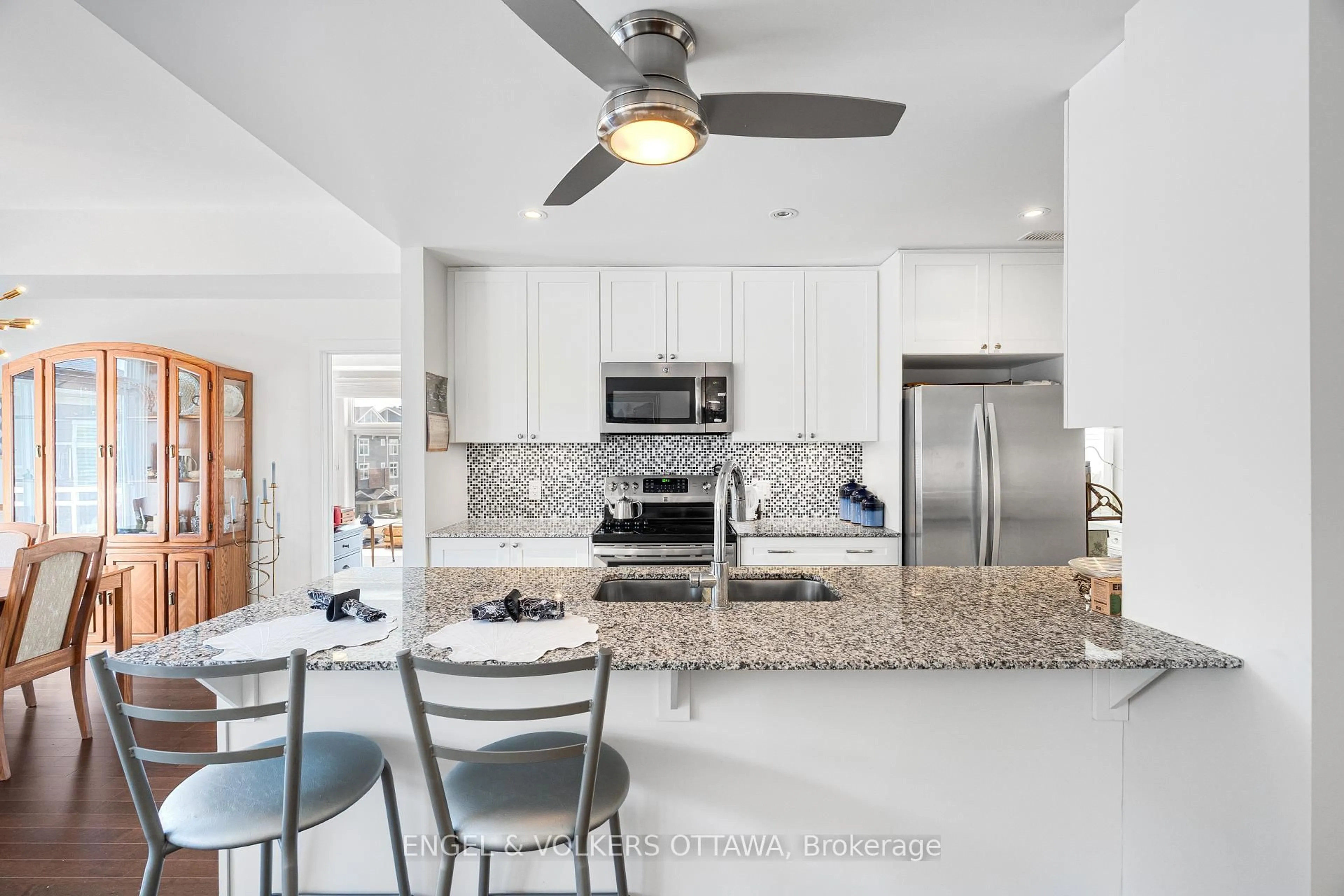 Open concept kitchen, ceramic/tile floor for 355 Elizabeth Cosgrove Private #304, Ottawa Ontario K1W 0K6
