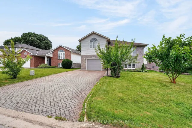 7710 Vincent St, Niagara Falls 5