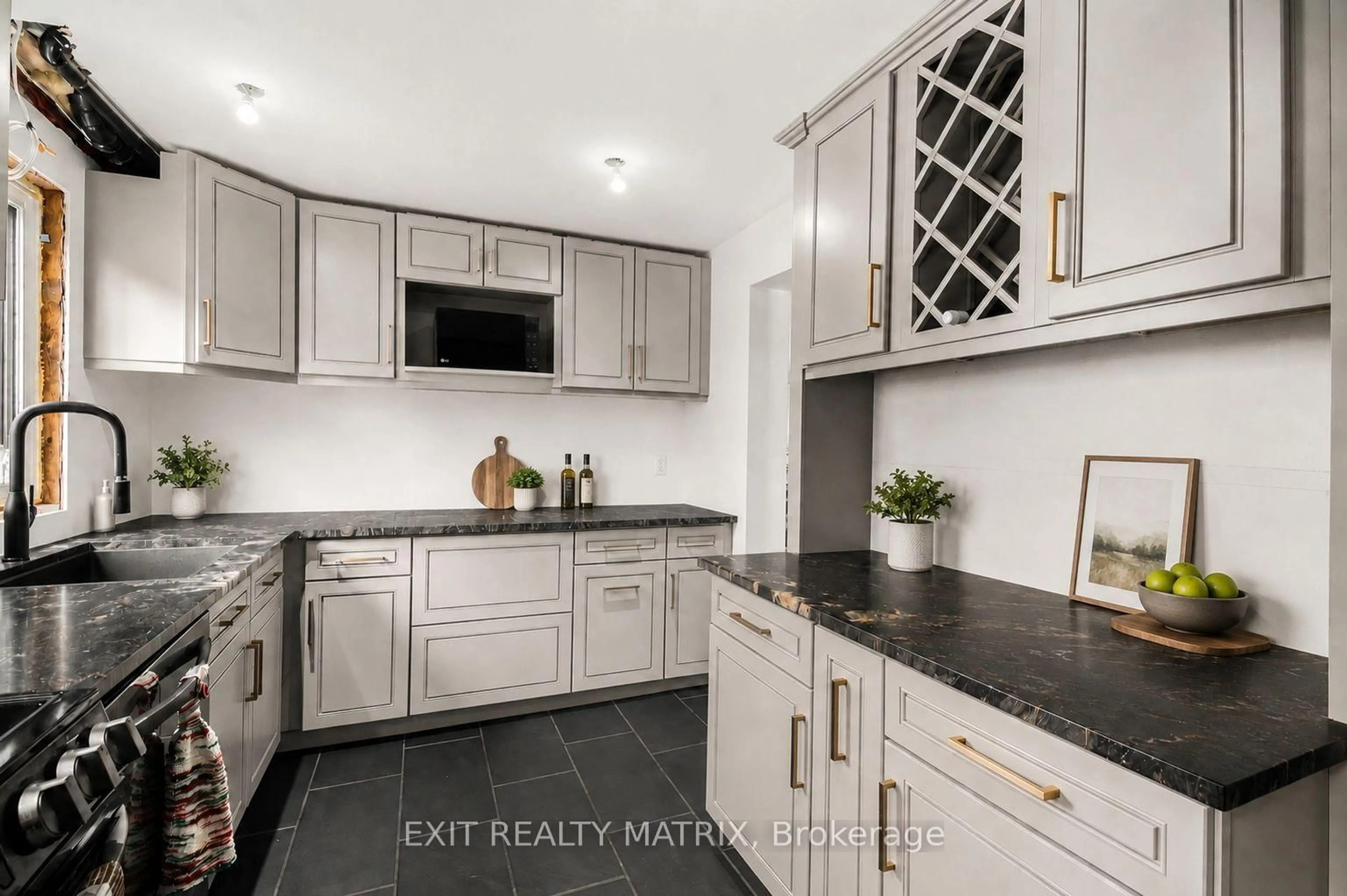 Contemporary kitchen, ceramic/tile floor for 489 Rougemount Cres, Orleans Ontario K4A 2Z7