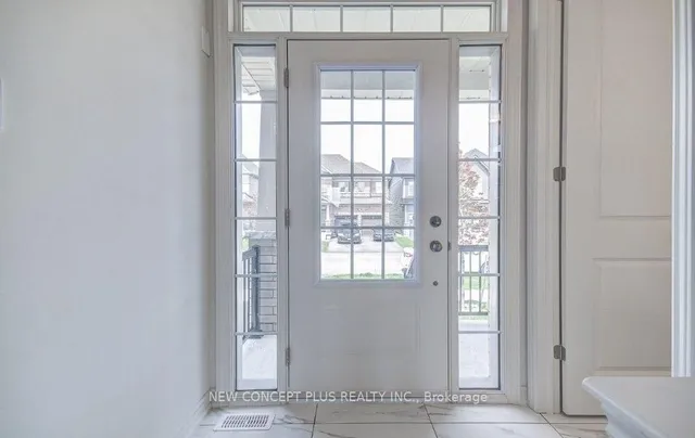 1042 Denton Dr, Cobourg 3
