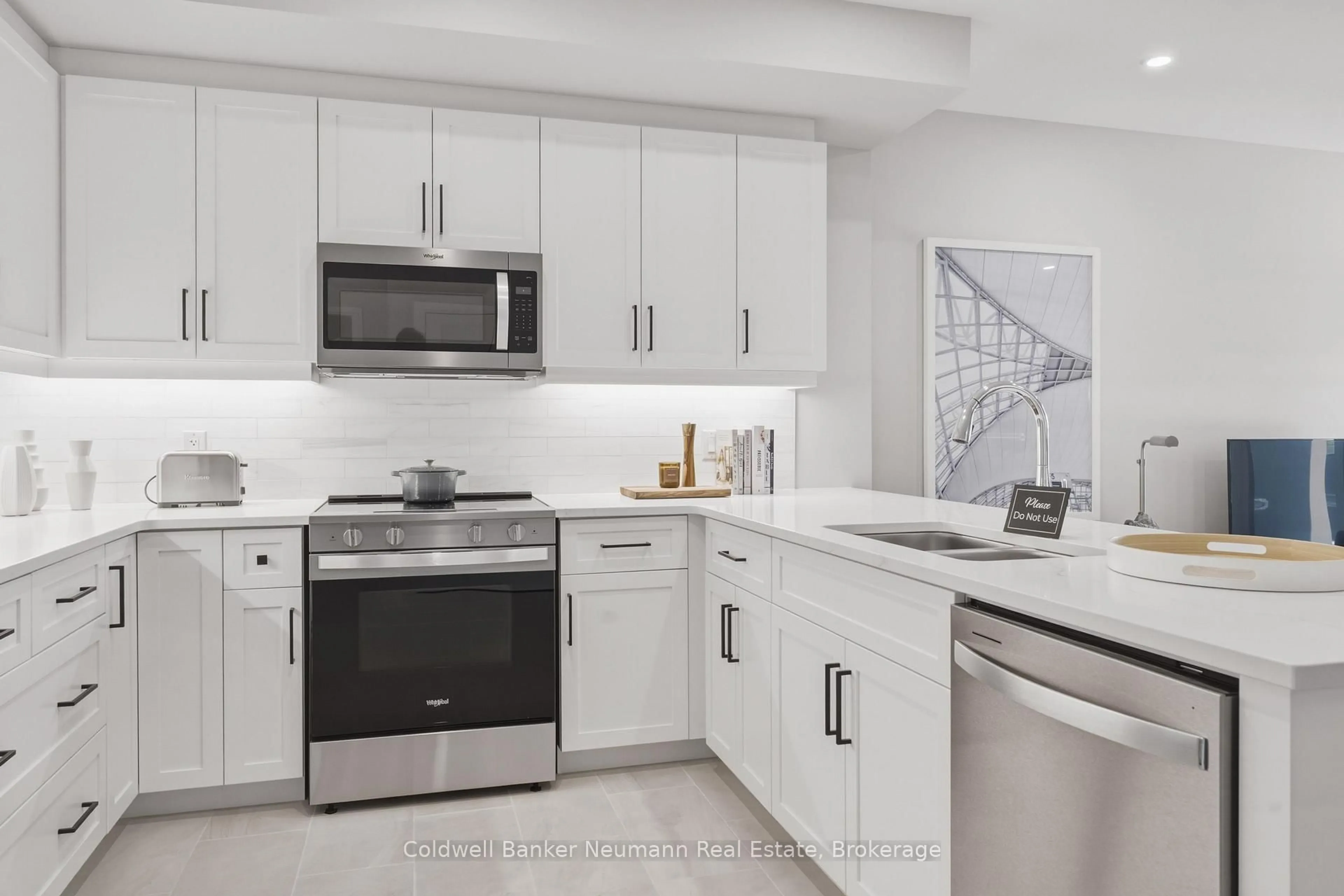 Standard kitchen, ceramic/tile floor for 1882 Gordon St #405, Guelph Ontario N1L 0P6