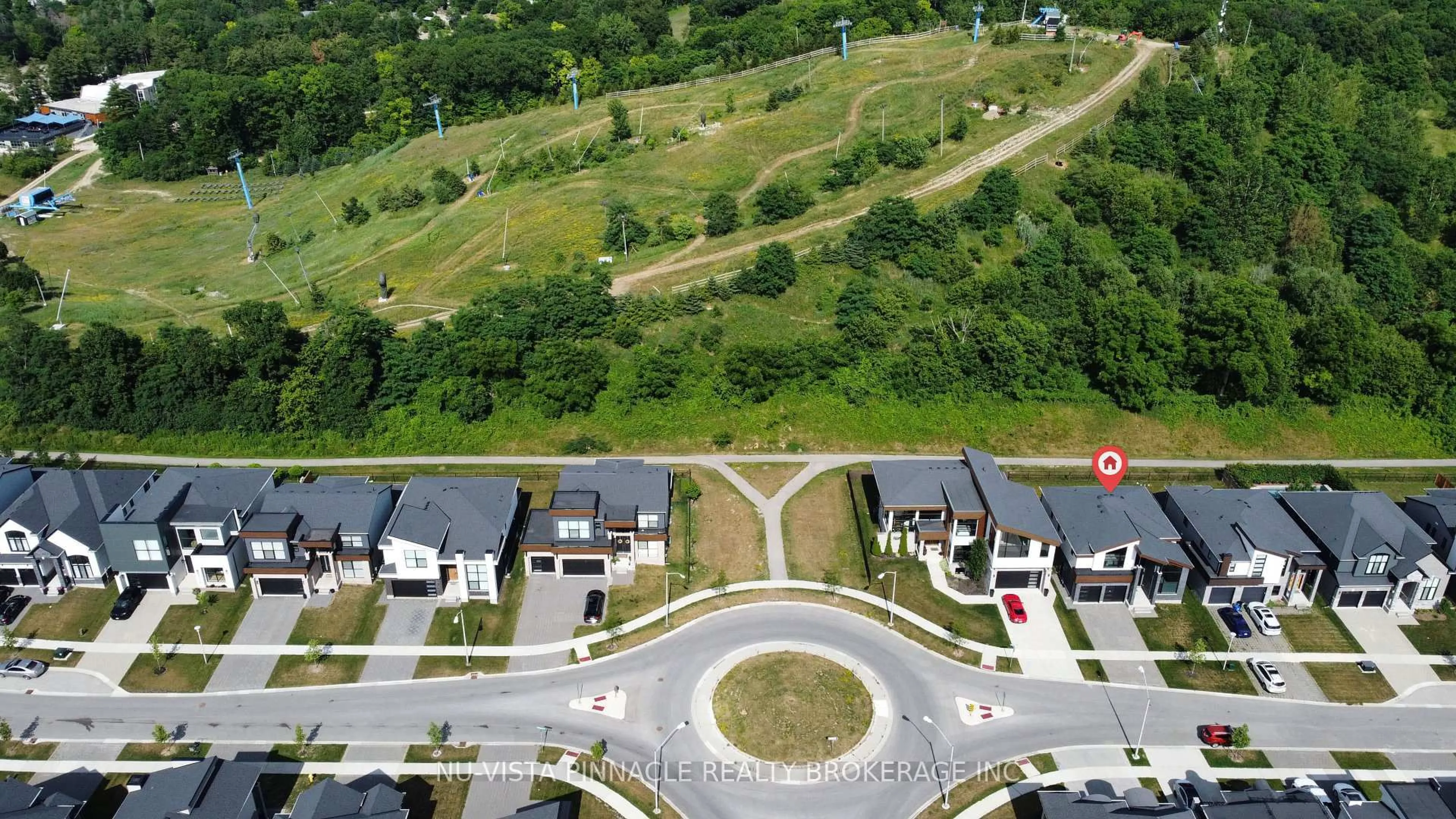 A pic from outside/outdoor area/front of a property/back of a property/a pic from drone, street for 2168 Ironwood Rd, London South Ontario N6K 0H2