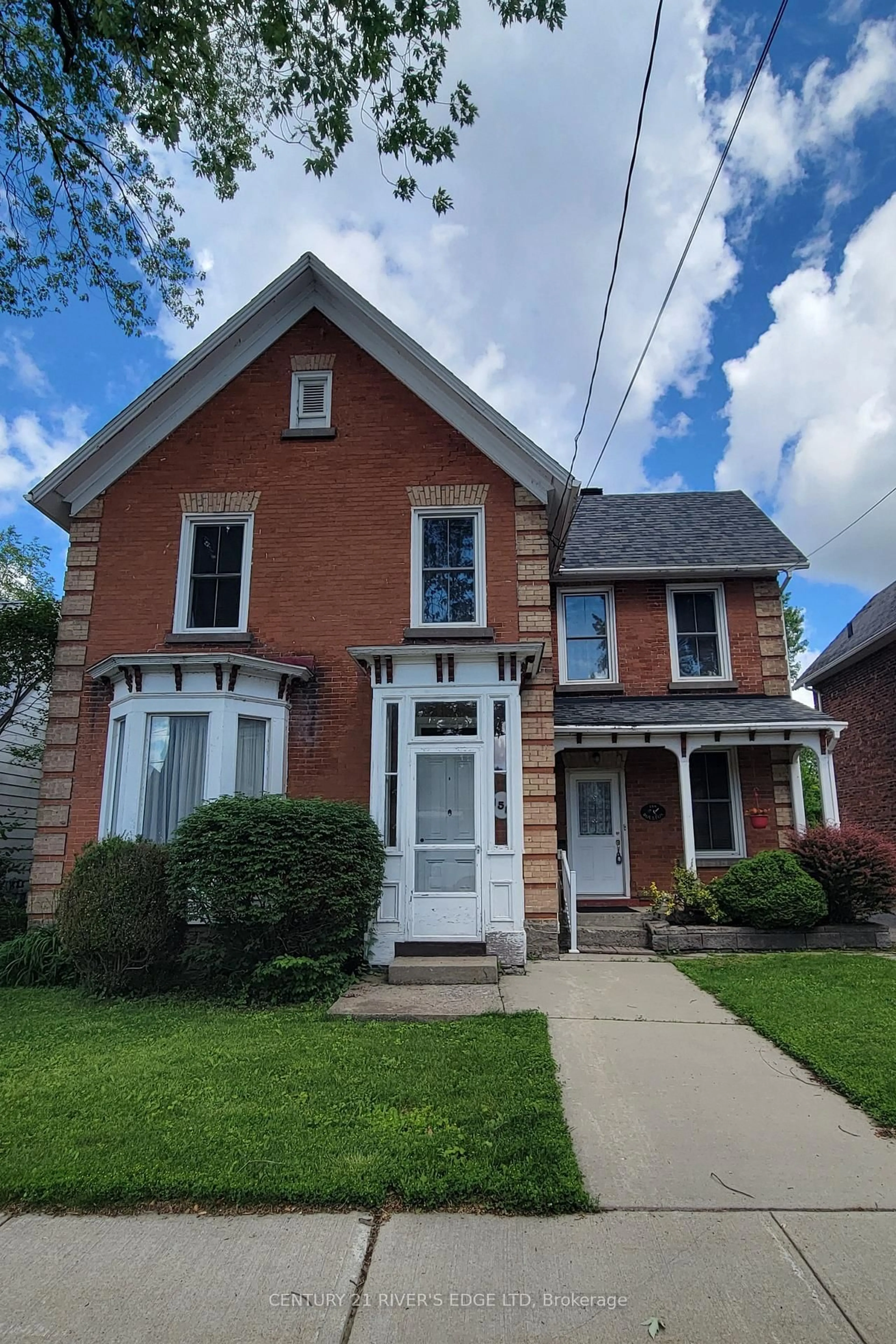Home with brick exterior material, street for 158 Pearl St, Brockville Ontario K6V 4C6