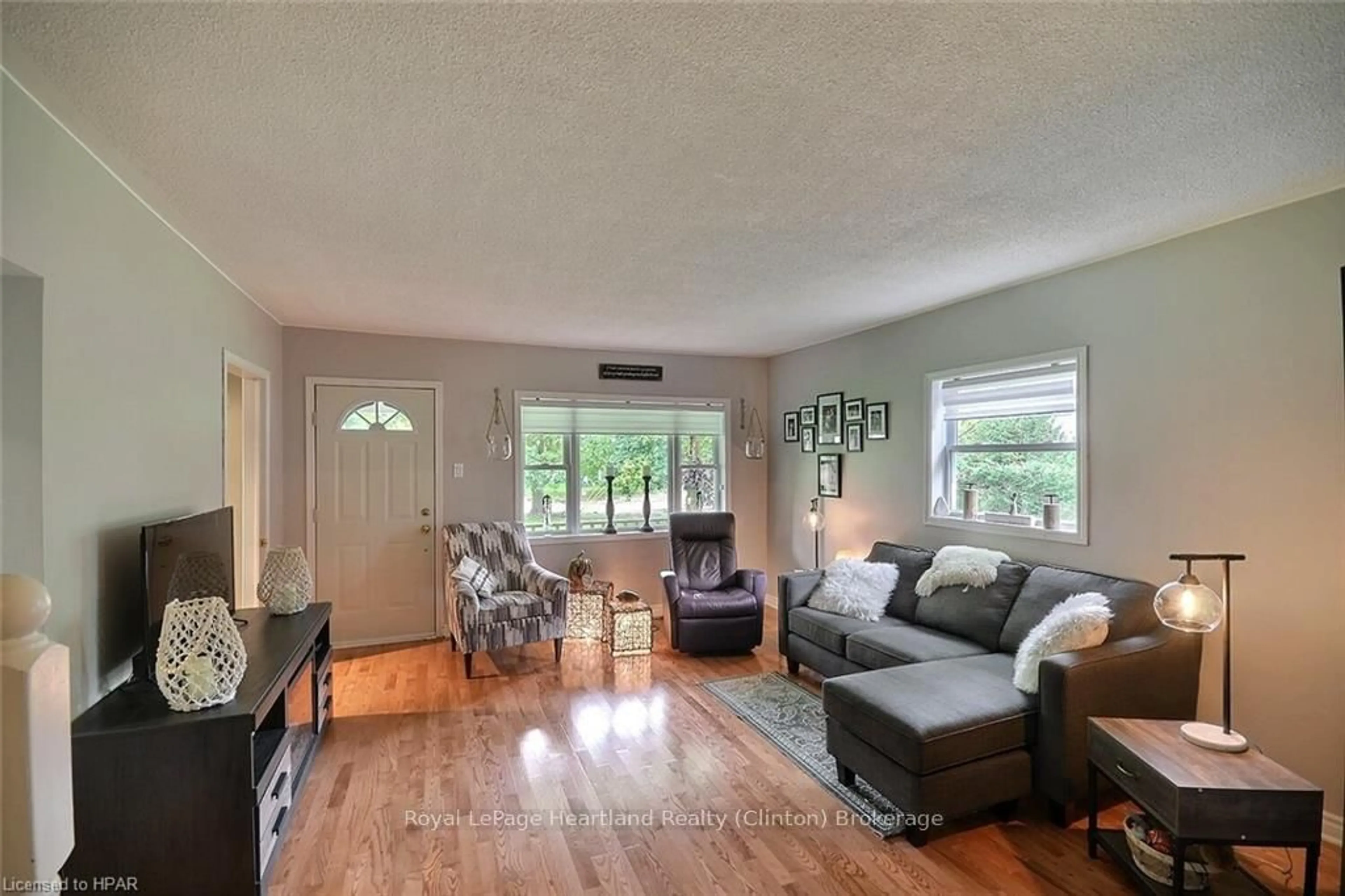 Living room with furniture, unknown for 118 ISAAC St, Central Huron Ontario N0M 1L0