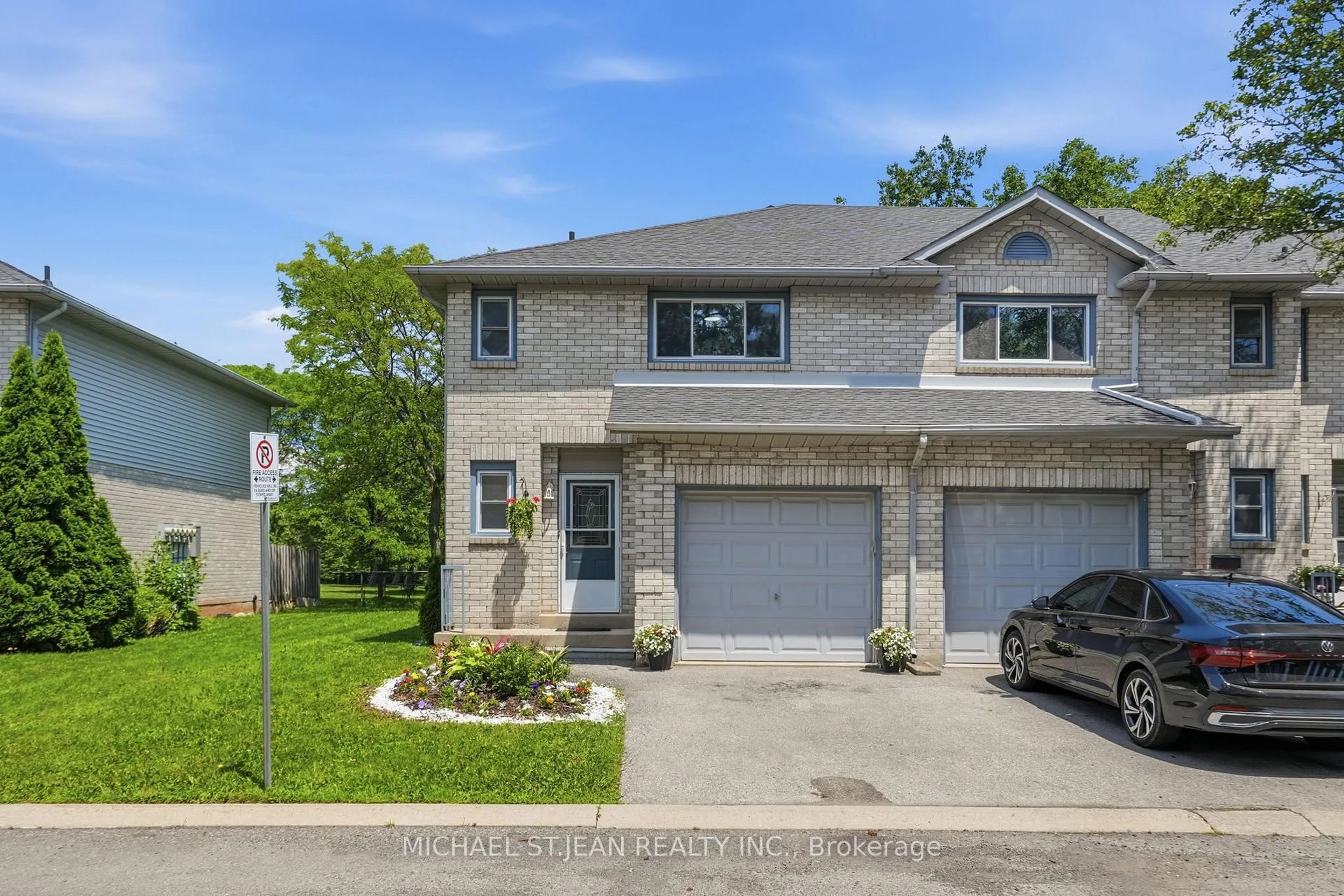 A pic from outside/outdoor area/front of a property/back of a property/a pic from drone, street for 2 Royalwood Crt #51, Hamilton Ontario L8E 4Z1