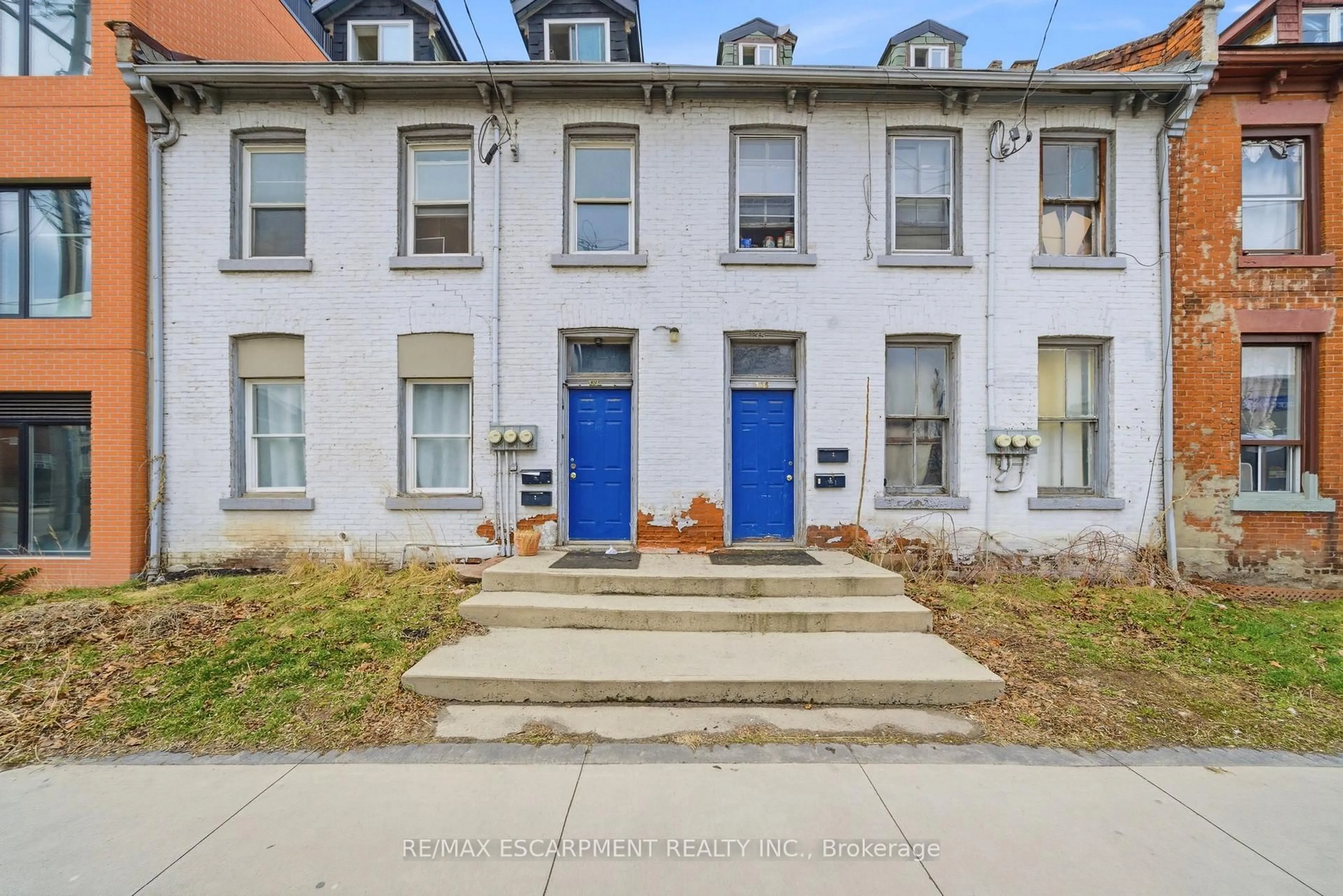 Unknown for 133-135 Wellington St, Hamilton Ontario L8R 1N4