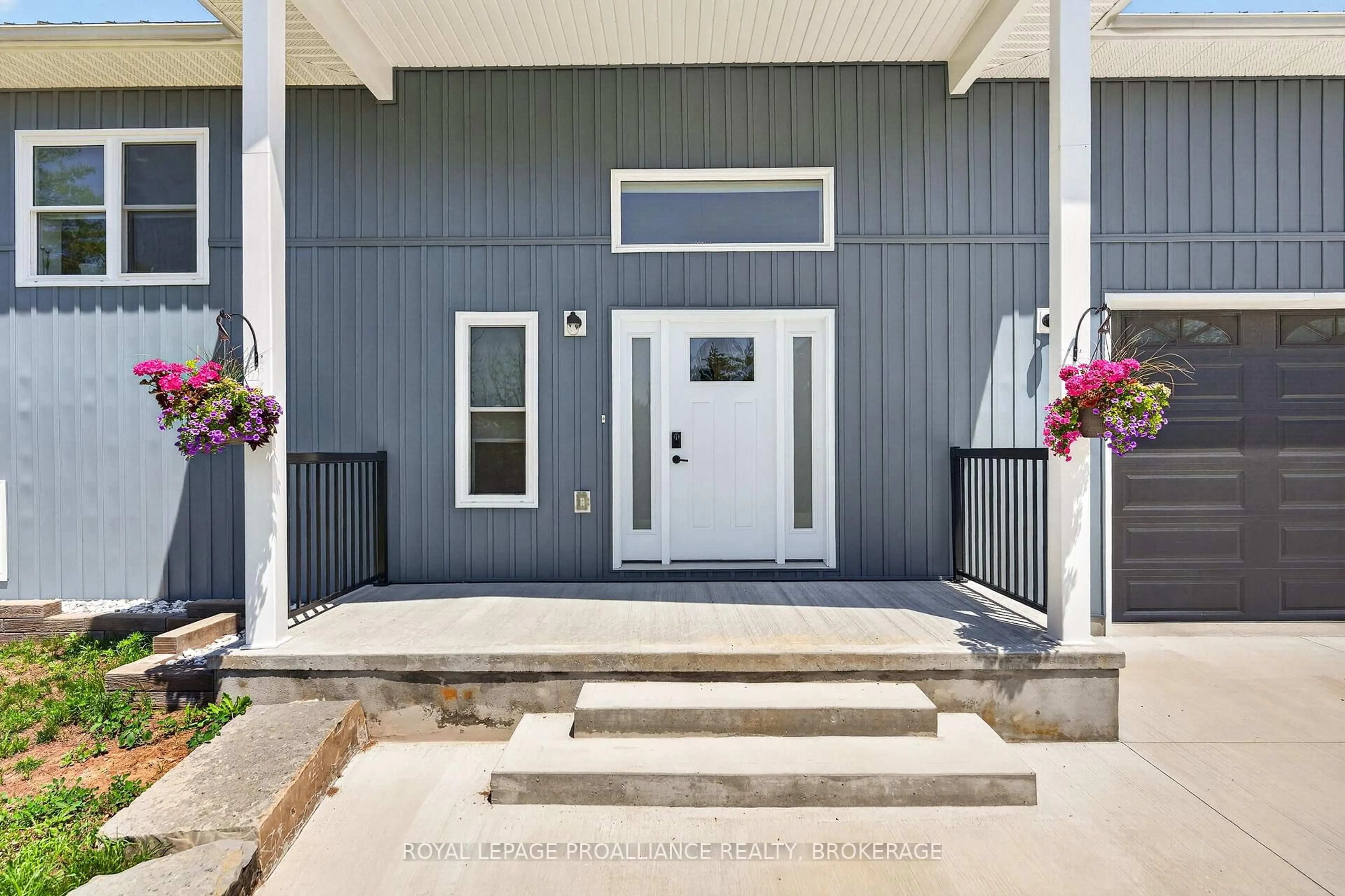 Indoor entryway for 210 Troy Lake Rd, Rideau Lakes Ontario K0G 1E0