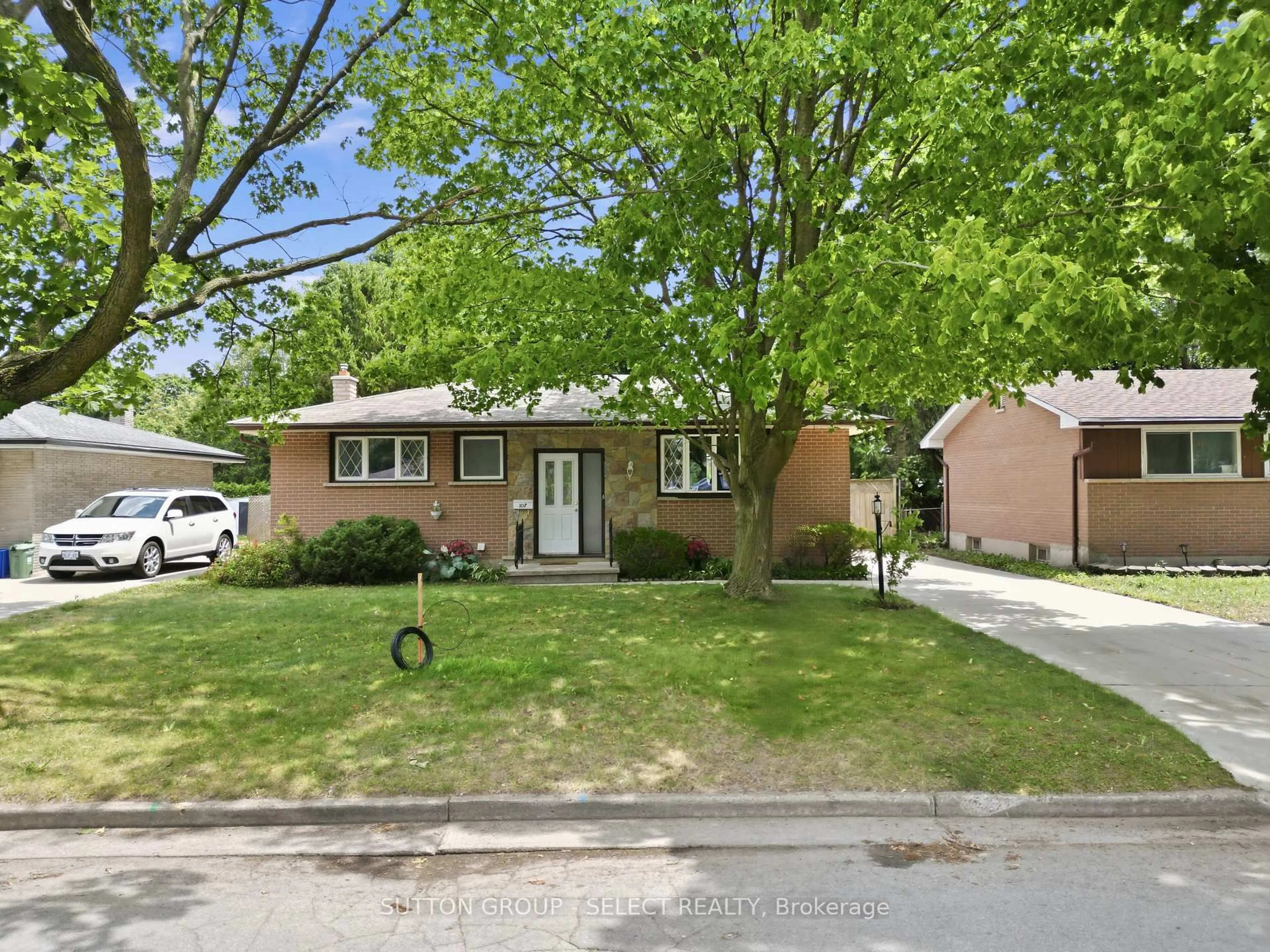 Home with brick exterior material, street for 107 Aponi Cres, London East Ontario N5V 2V3