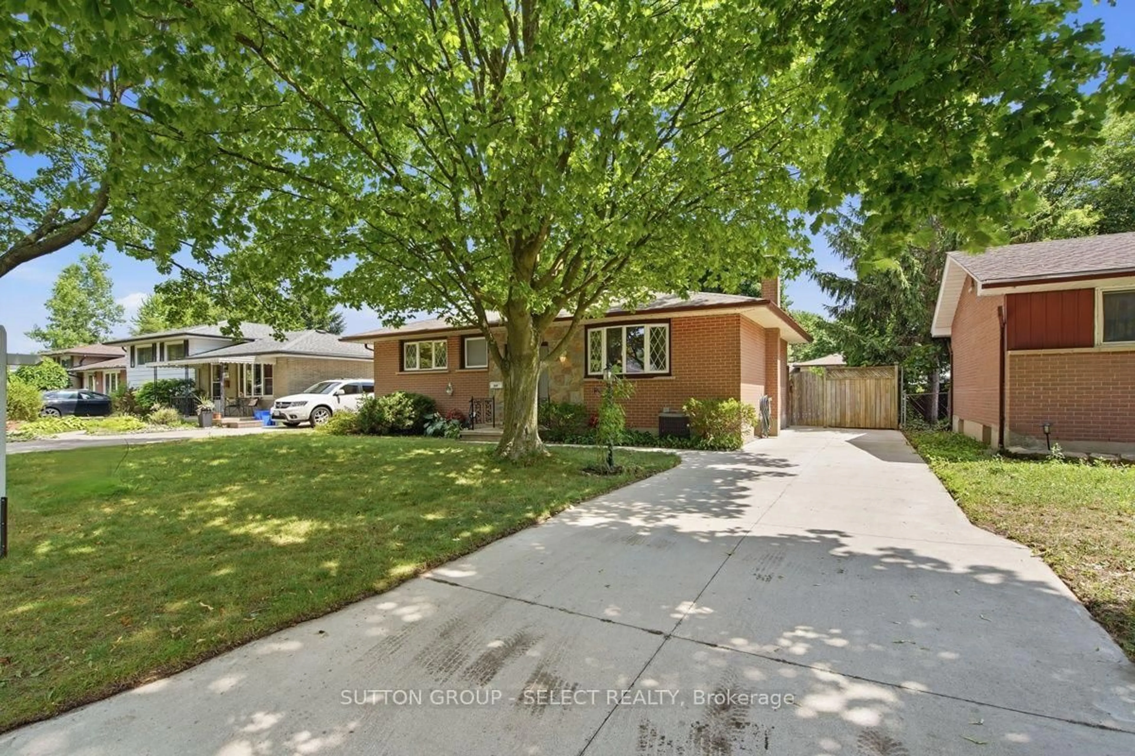 Home with brick exterior material, street for 107 Aponi Cres, London East Ontario N5V 2V3