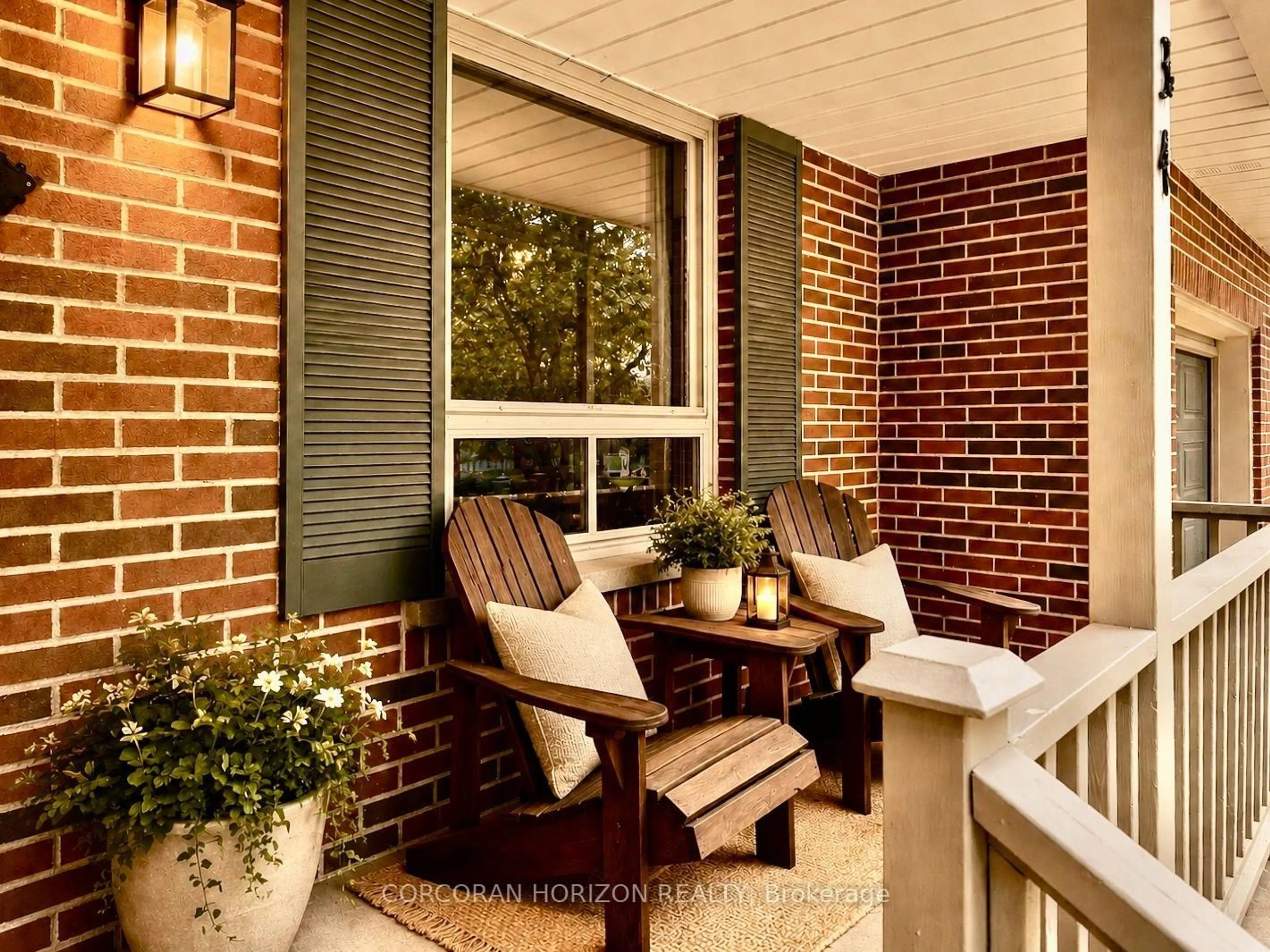 Patio, unknown for 34 Yule Pl, Kitchener Ontario N2B 2J8