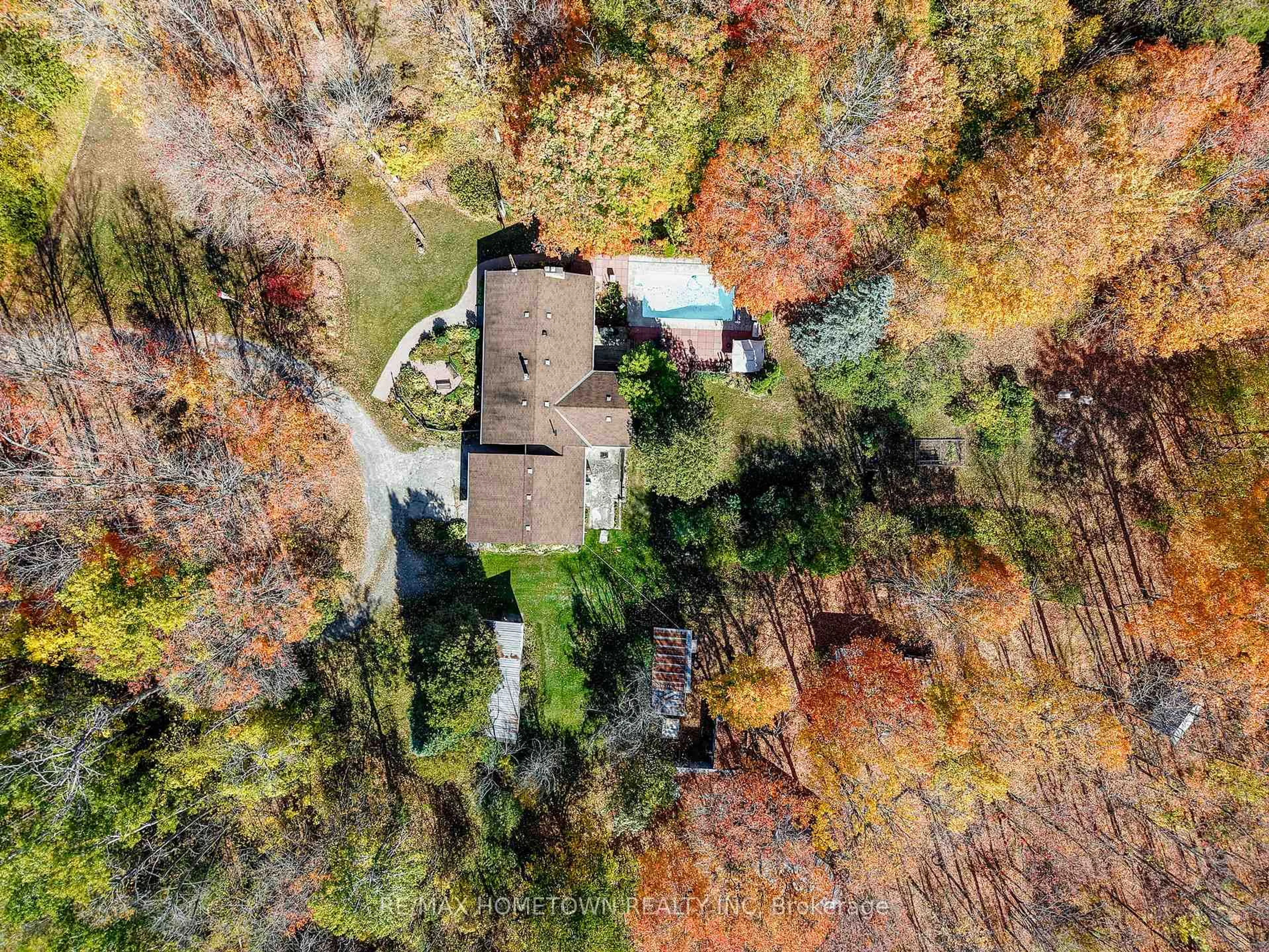 A pic from outside/outdoor area/front of a property/back of a property/a pic from drone, forest/trees view for 473 Amberwood Rd, Ashton Ontario K0A 1B0