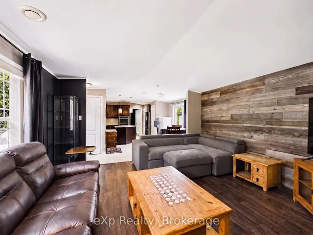 32 Maple Grove Village Rd, Southgate 5
