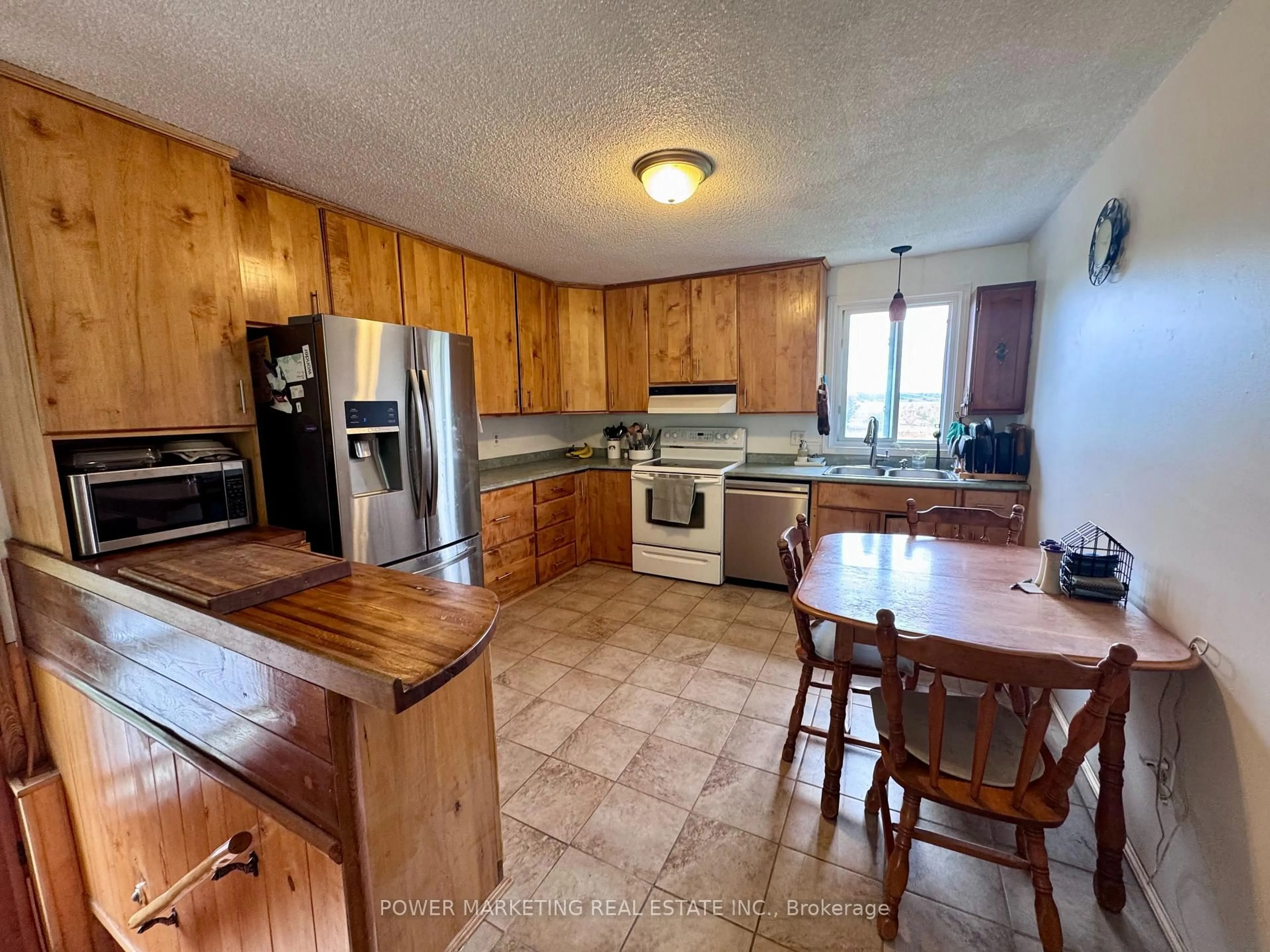 Unknown for 4828 Frank Kenny Rd, Orleans Ontario K4B 0J5
