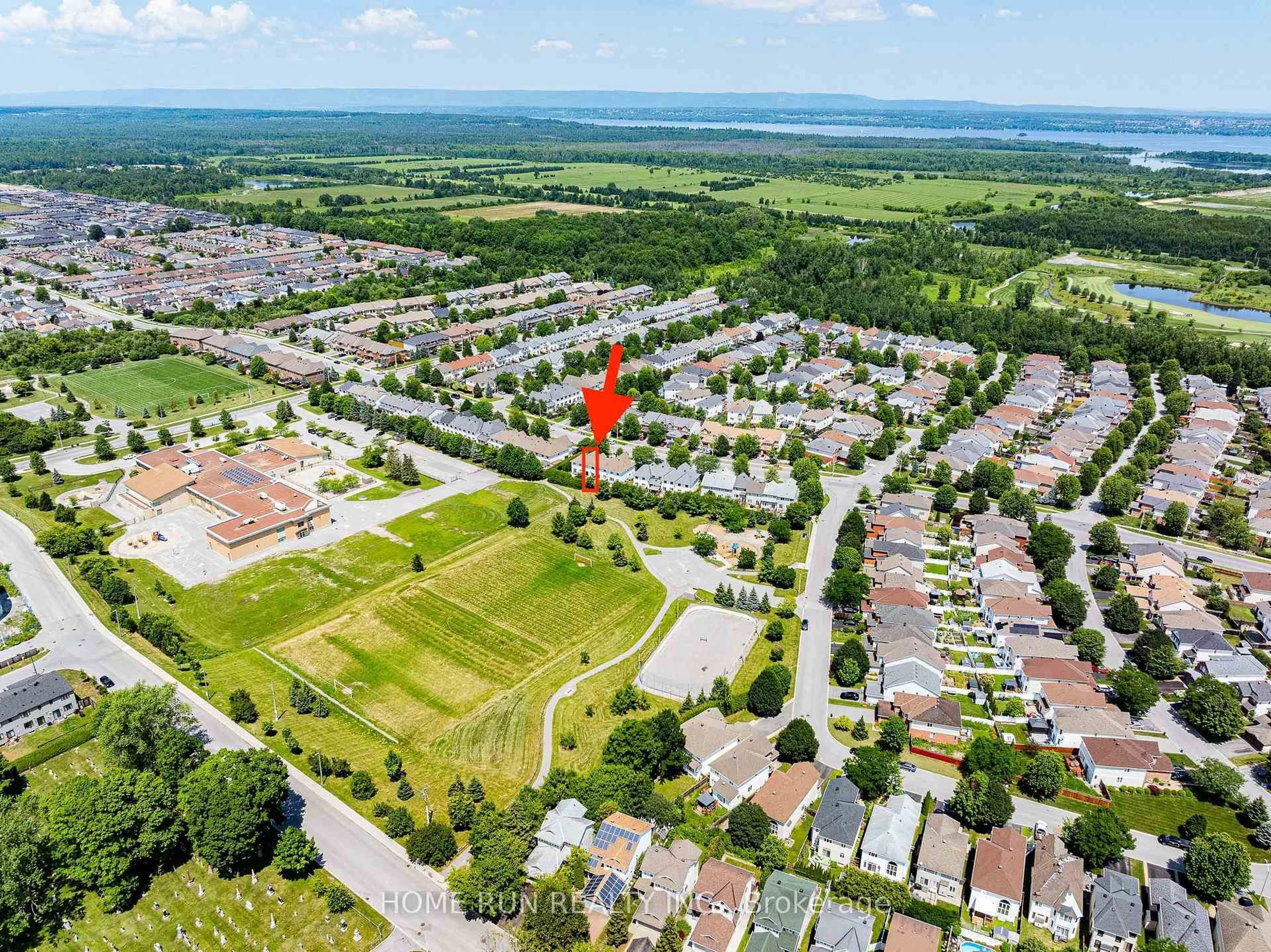 A pic from outside/outdoor area/front of a property/back of a property/a pic from drone, unknown for 1103 Marconi Ave, Ottawa Ontario K2K 0C6