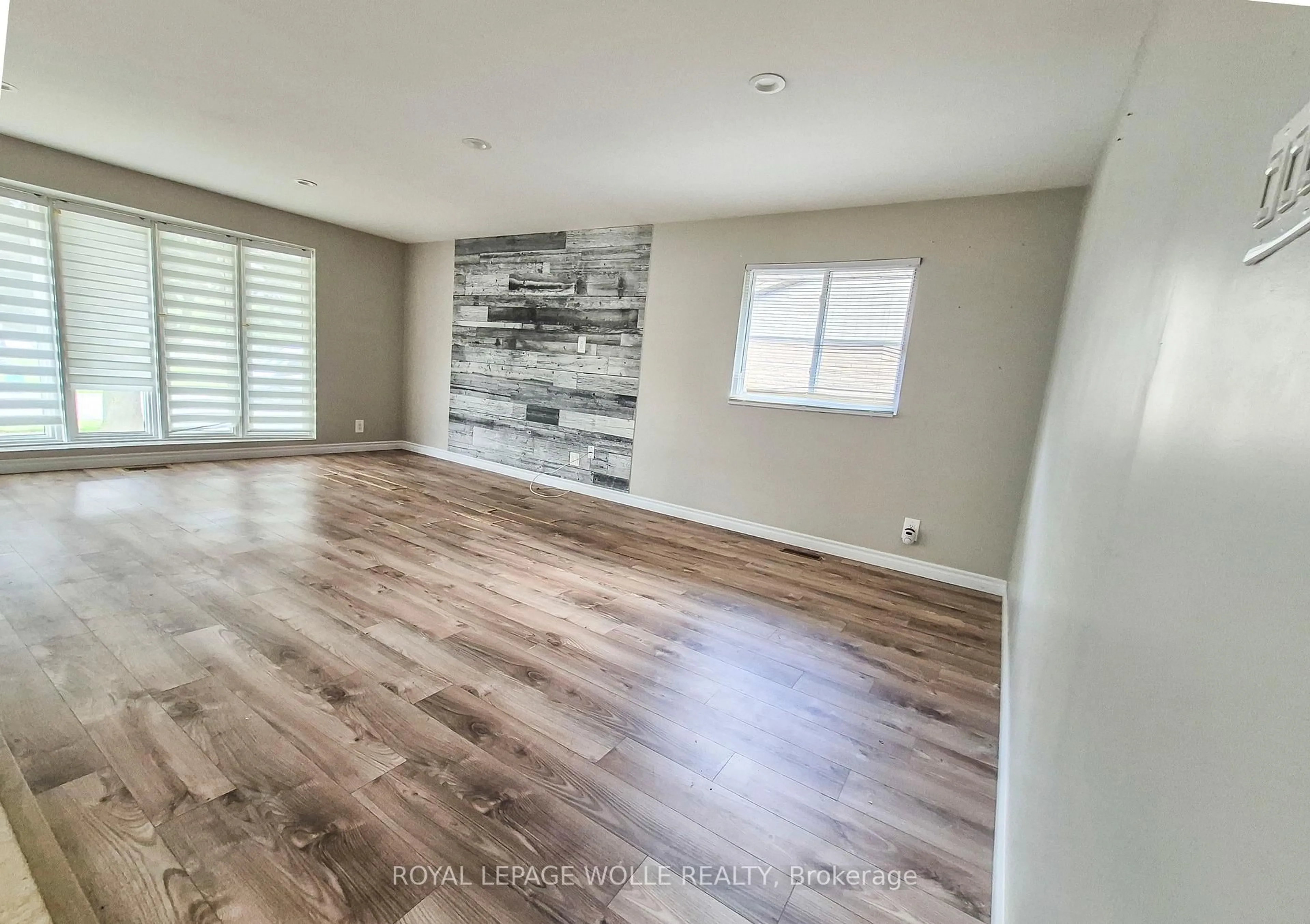 A pic of a room for 154 Appalachian Cres, Kitchener Ontario N2E 1A4