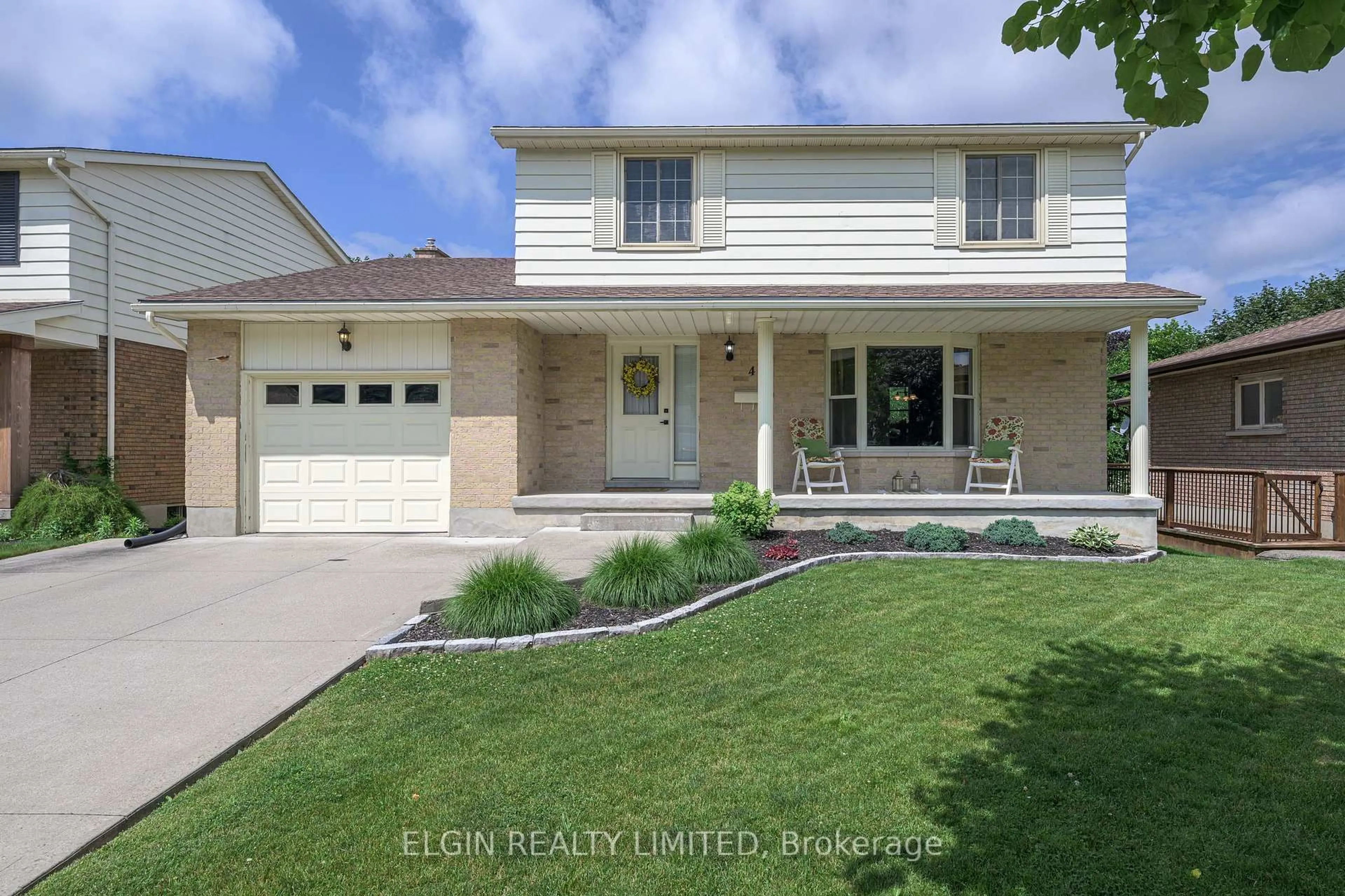 Home with vinyl exterior material, street for 41 Luton Cres, St. Thomas Ontario N5R 5J9