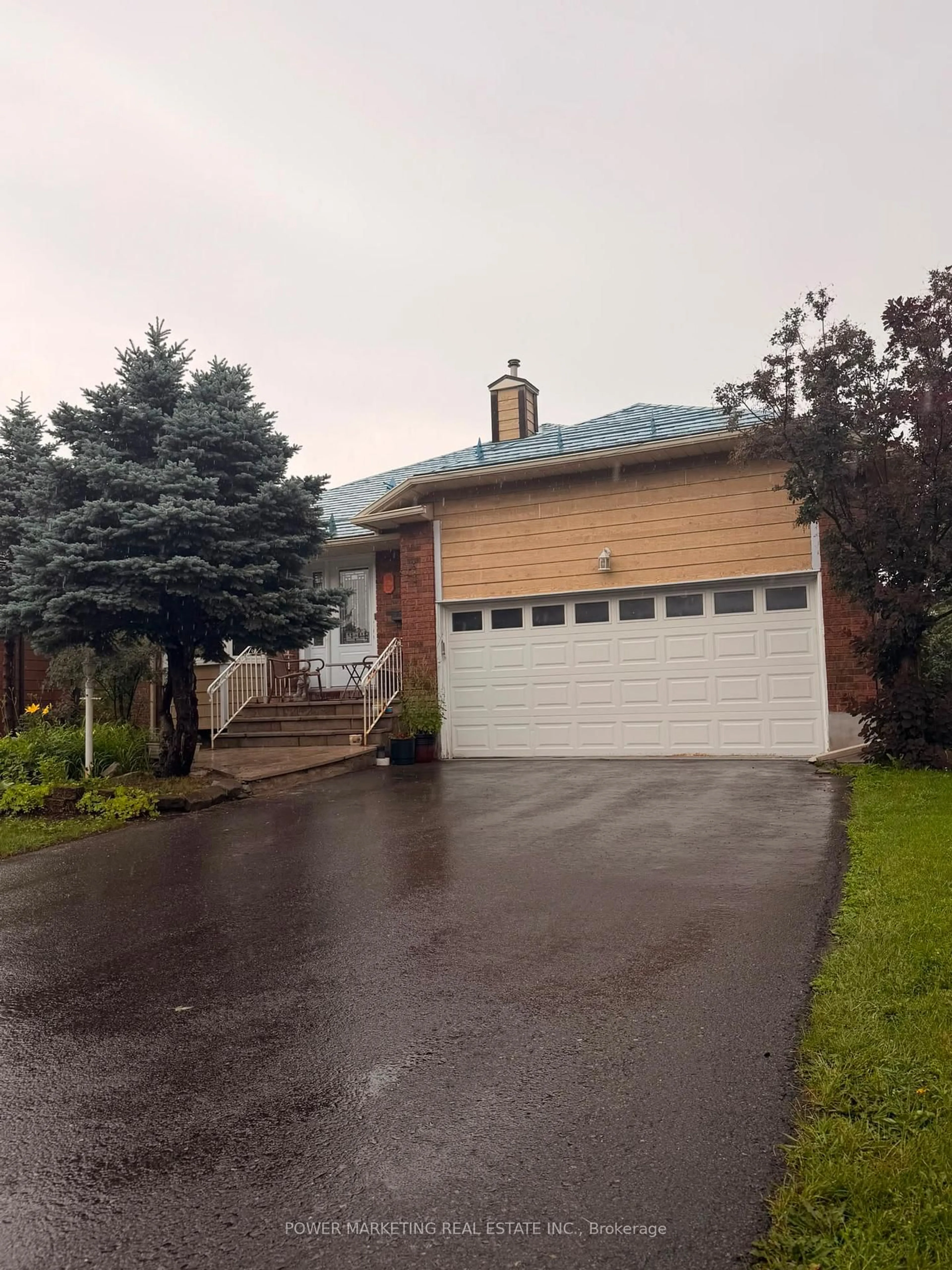 Home with vinyl exterior material, street for 52 JARLAN Terr, Kanata Ontario K2L 3L3