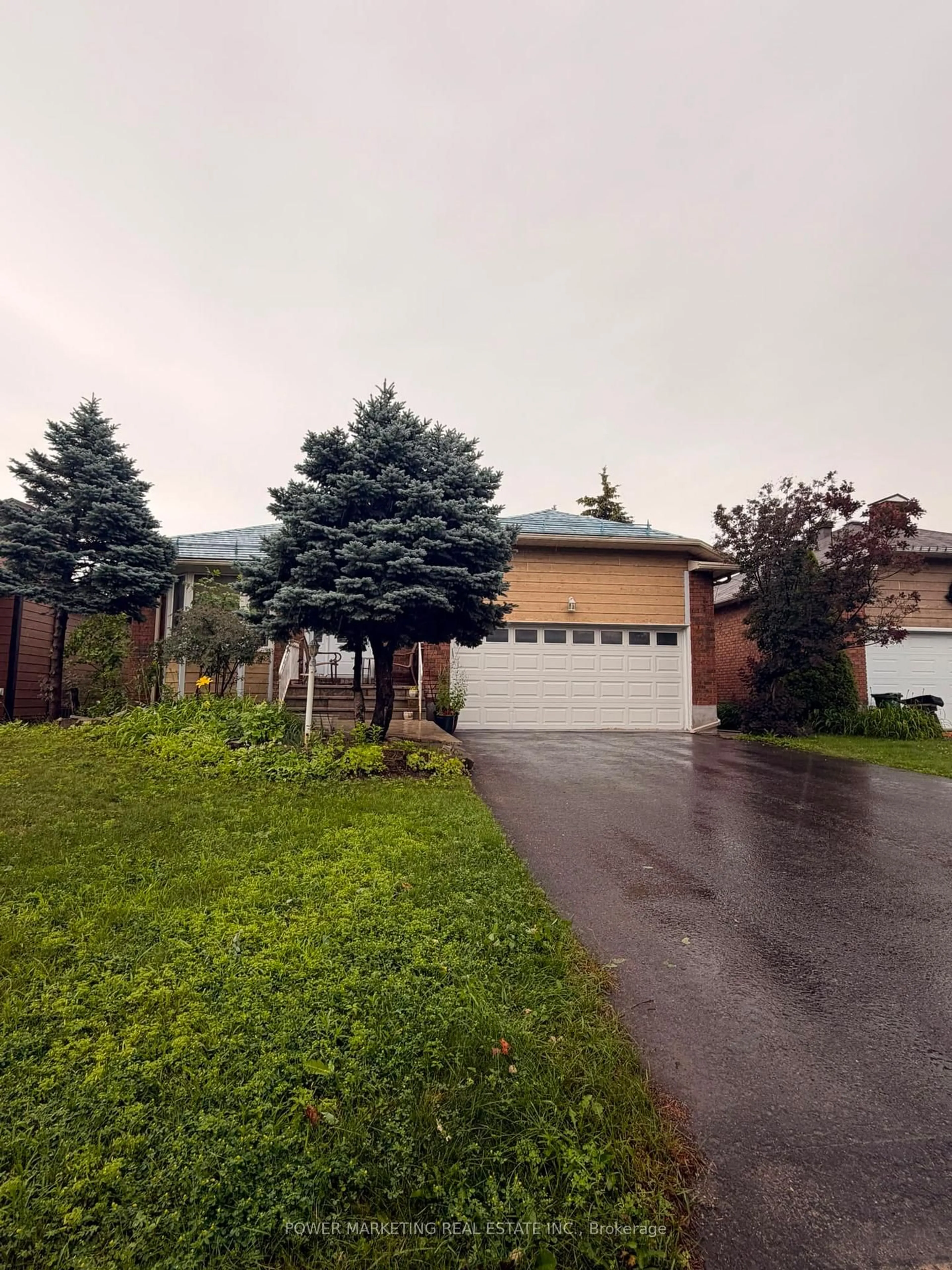 Unknown for 52 JARLAN Terr, Kanata Ontario K2L 3L3
