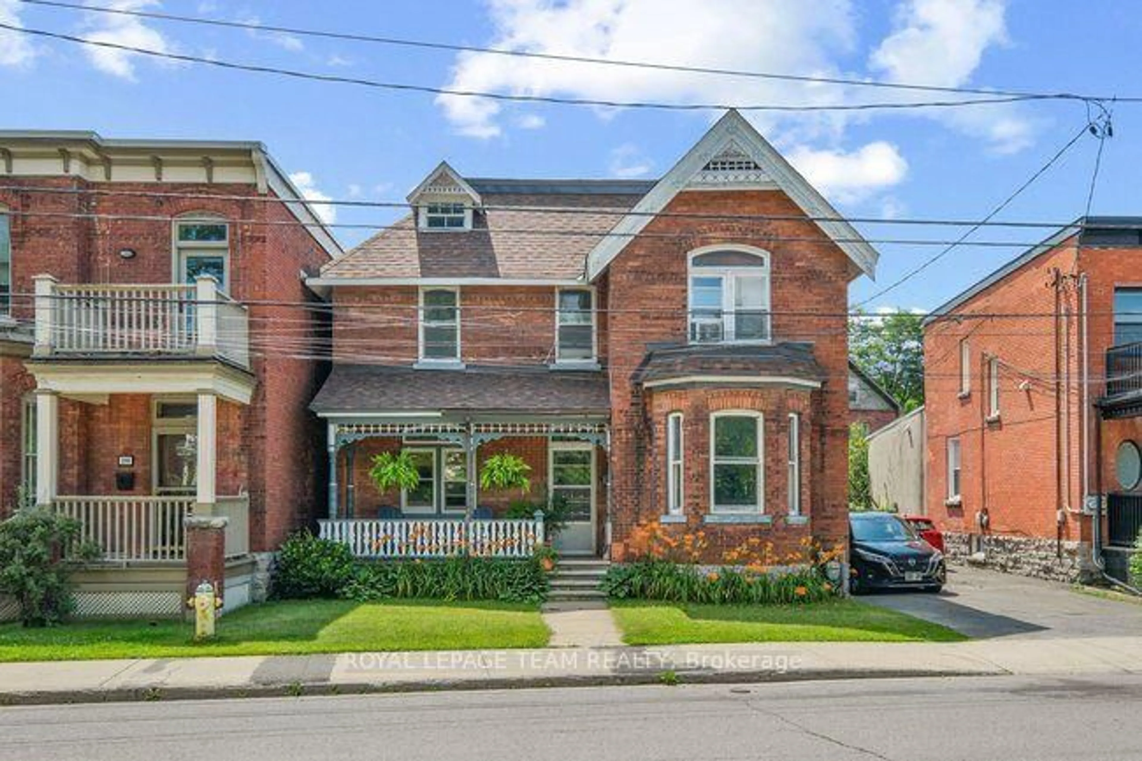 Home with brick exterior material, street for 182 Fifth Ave, Ottawa Ontario K1S 2M9