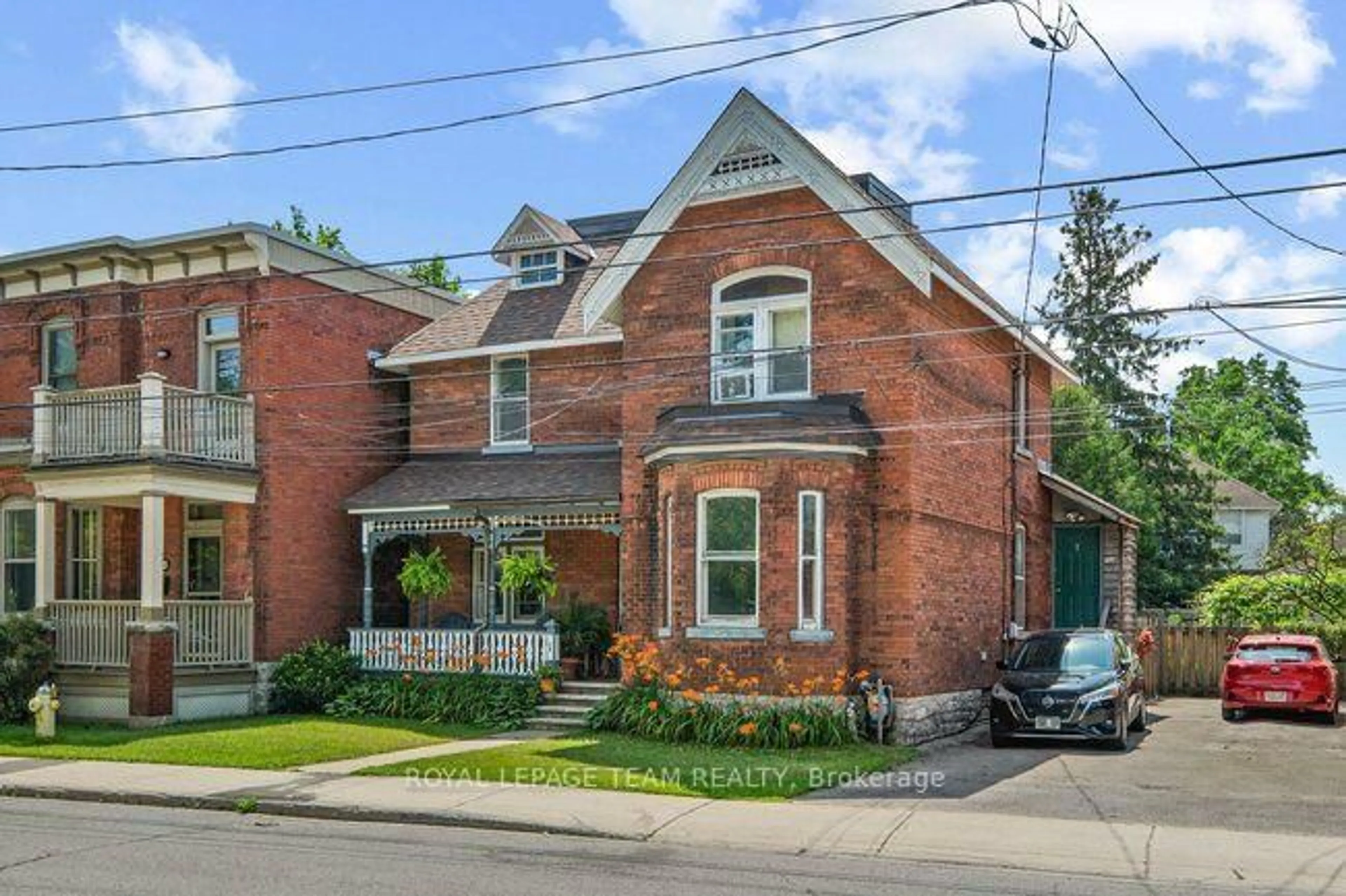 Home with brick exterior material, street for 182 Fifth Ave, Ottawa Ontario K1S 2M9
