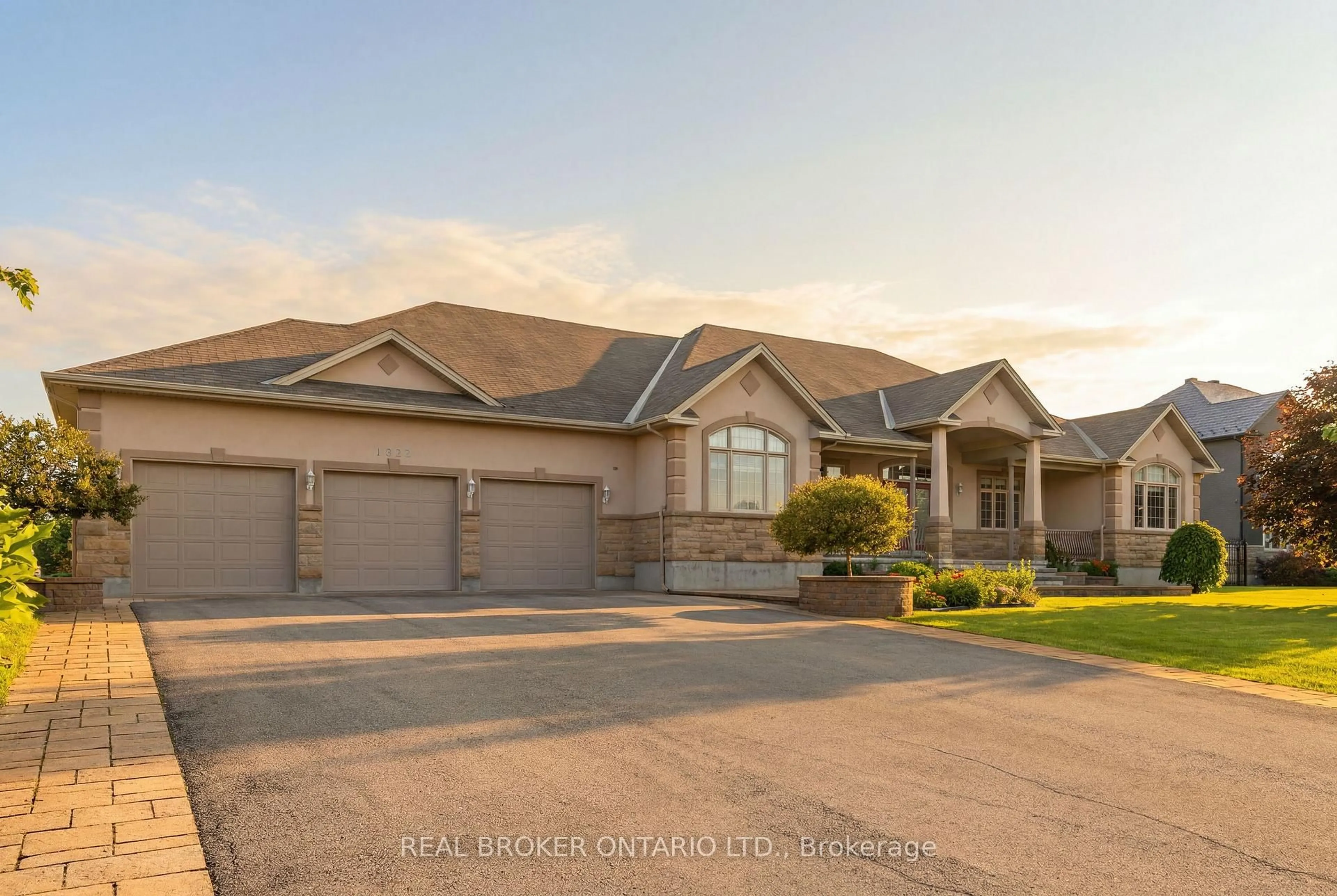 Unknown for 1032 Black Canary Dr, Ottawa Ontario K4M 0A1