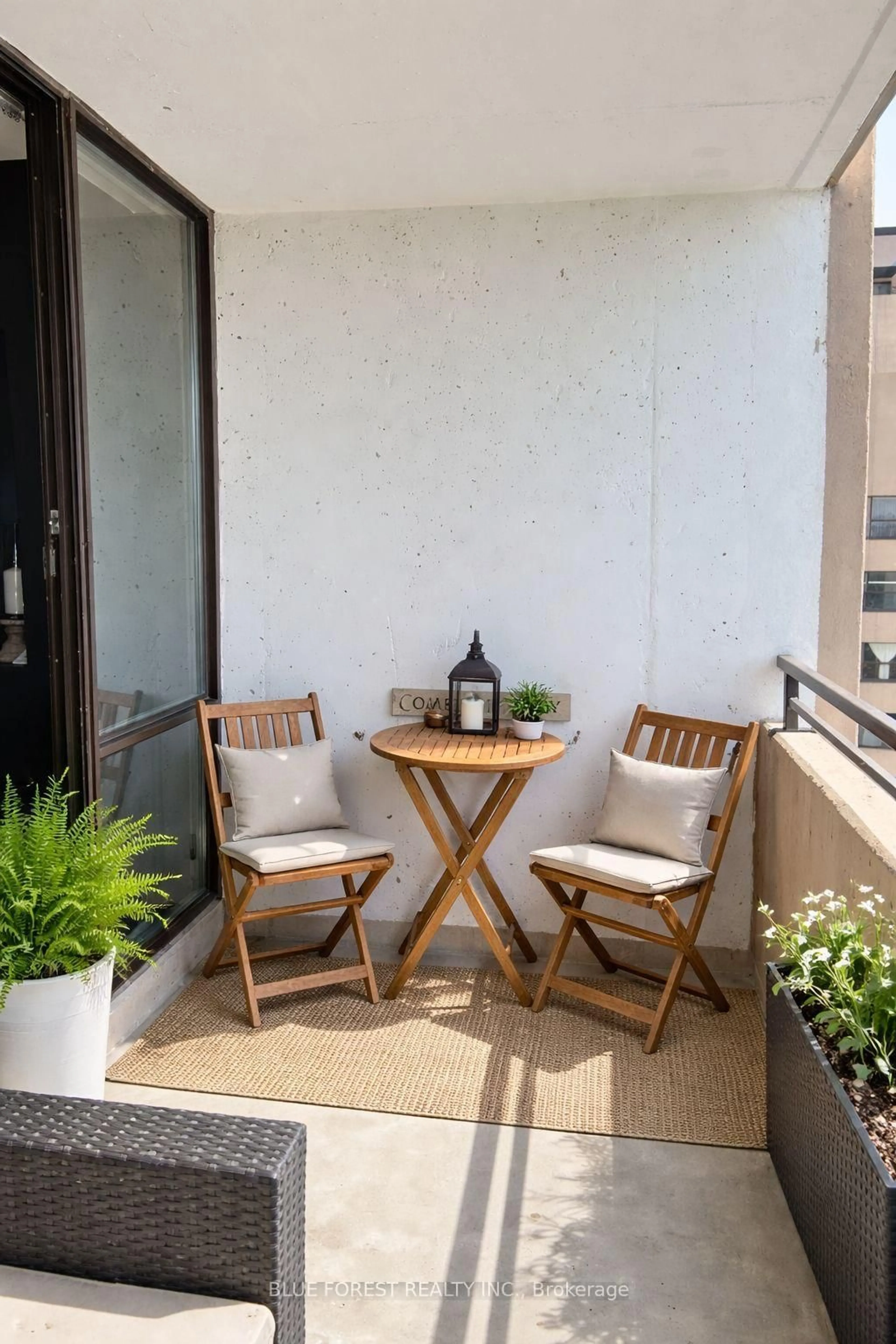 Balcony in the apartment, street for 389 Dundas St #1705, London East Ontario N6B 3L5