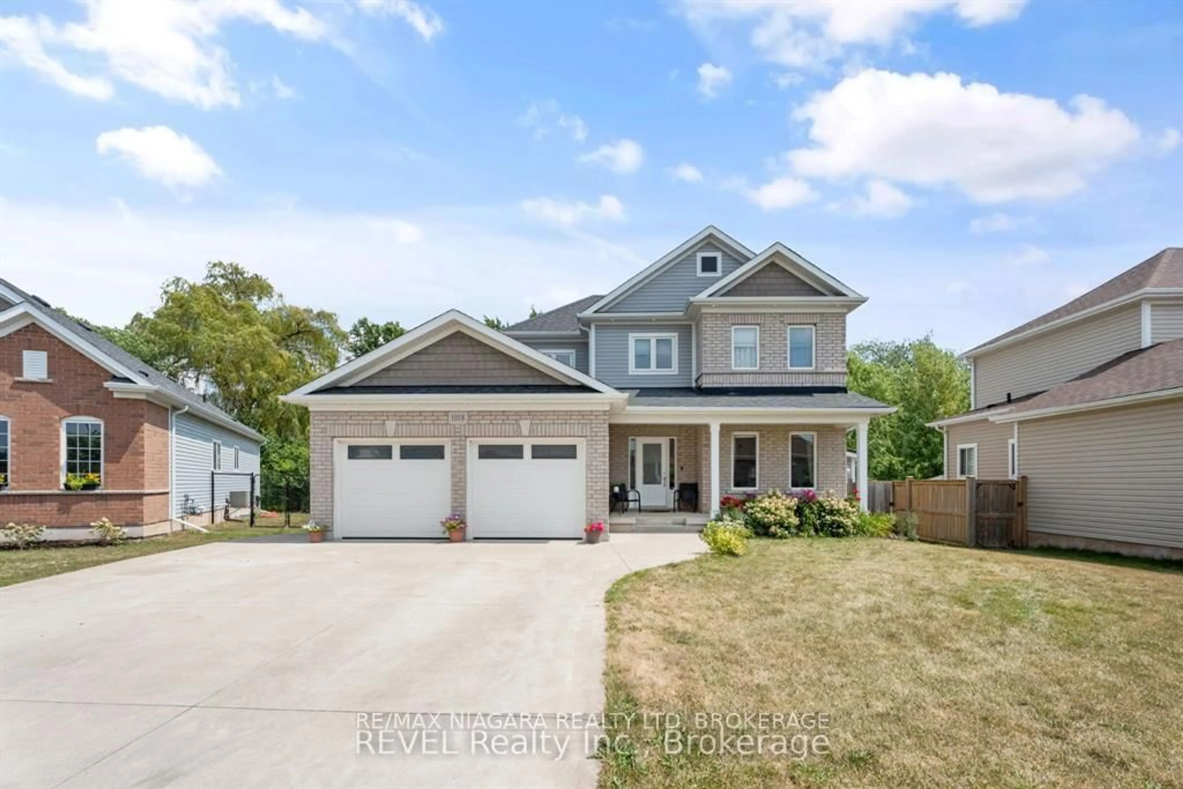 Home with brick exterior material, street for 1018 Kerby St, Fort Erie Ontario L2A 0B9