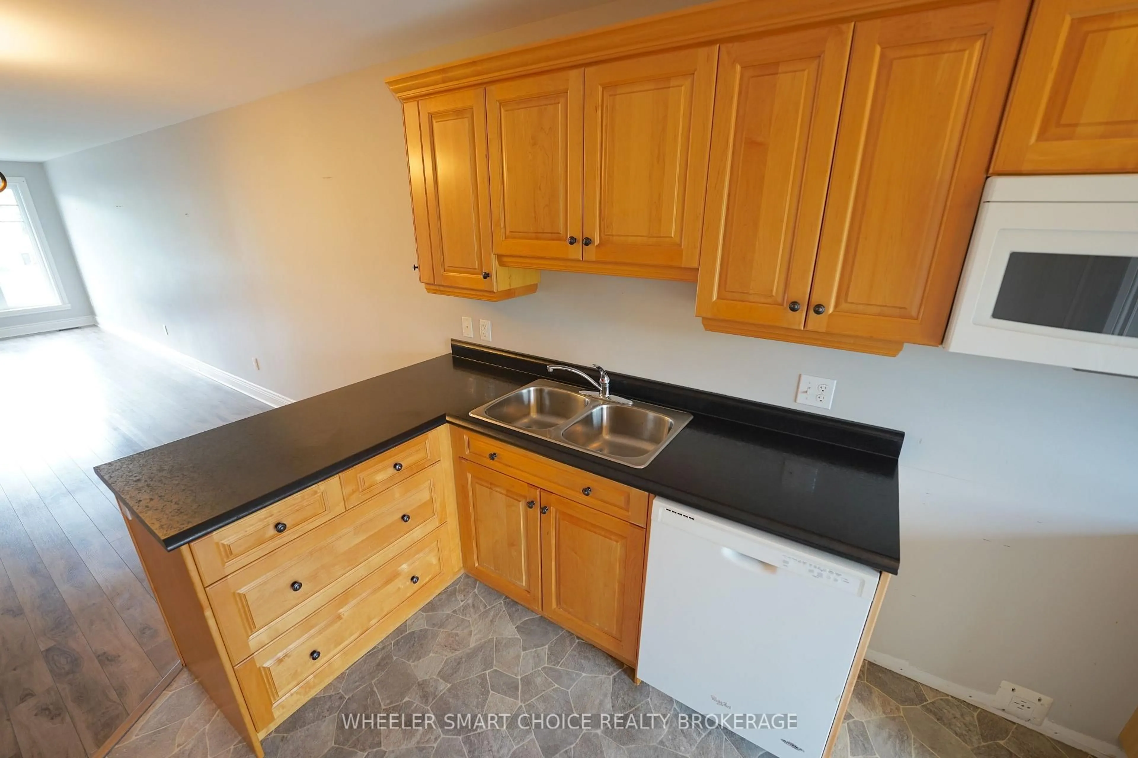 Standard kitchen, unknown for 53 Mercier Ave, Cornwall Ontario K6K 0B7